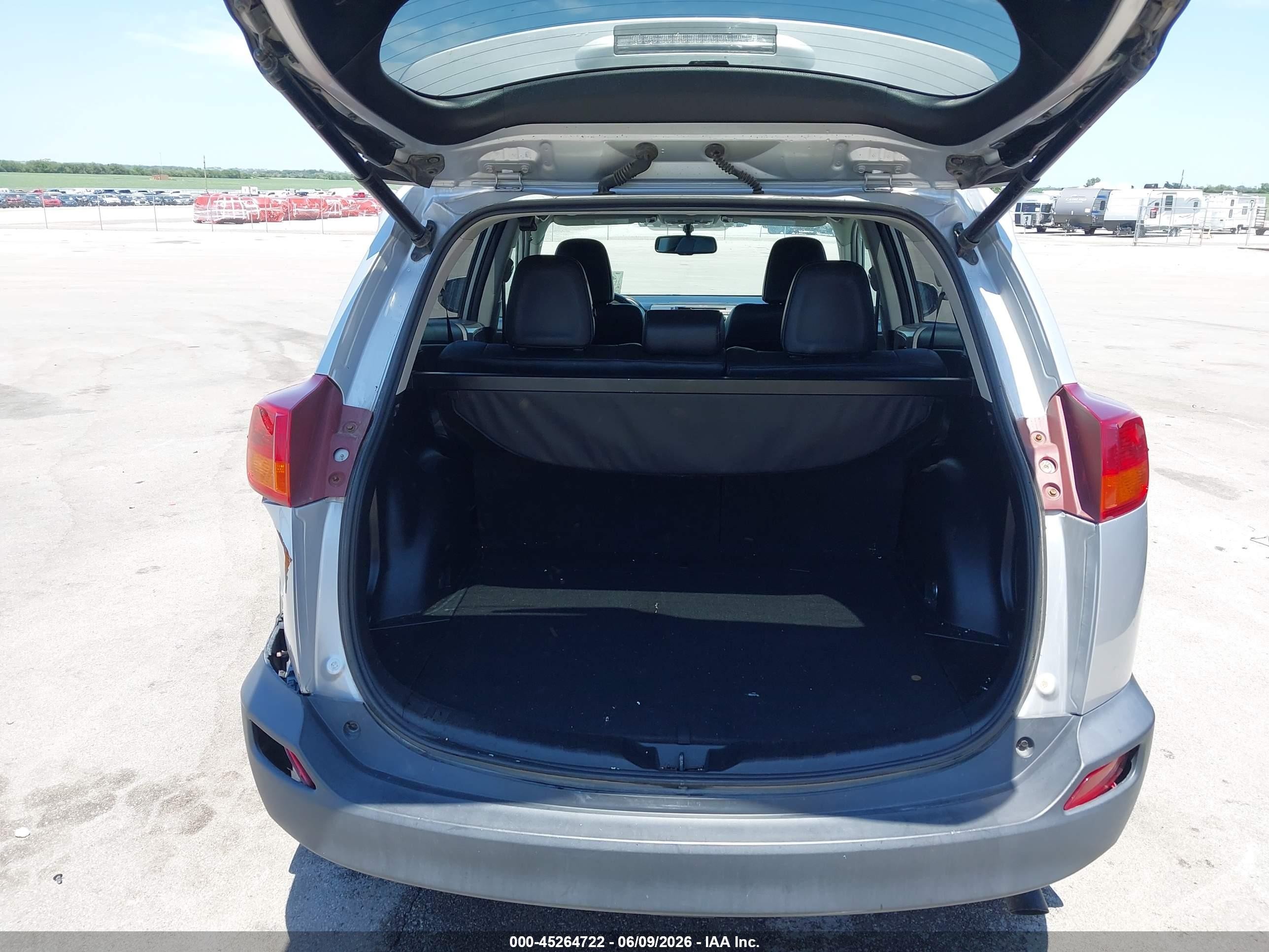 2013 Toyota Rav4 Limited Silver vin: 2T3DFREV6DW104180