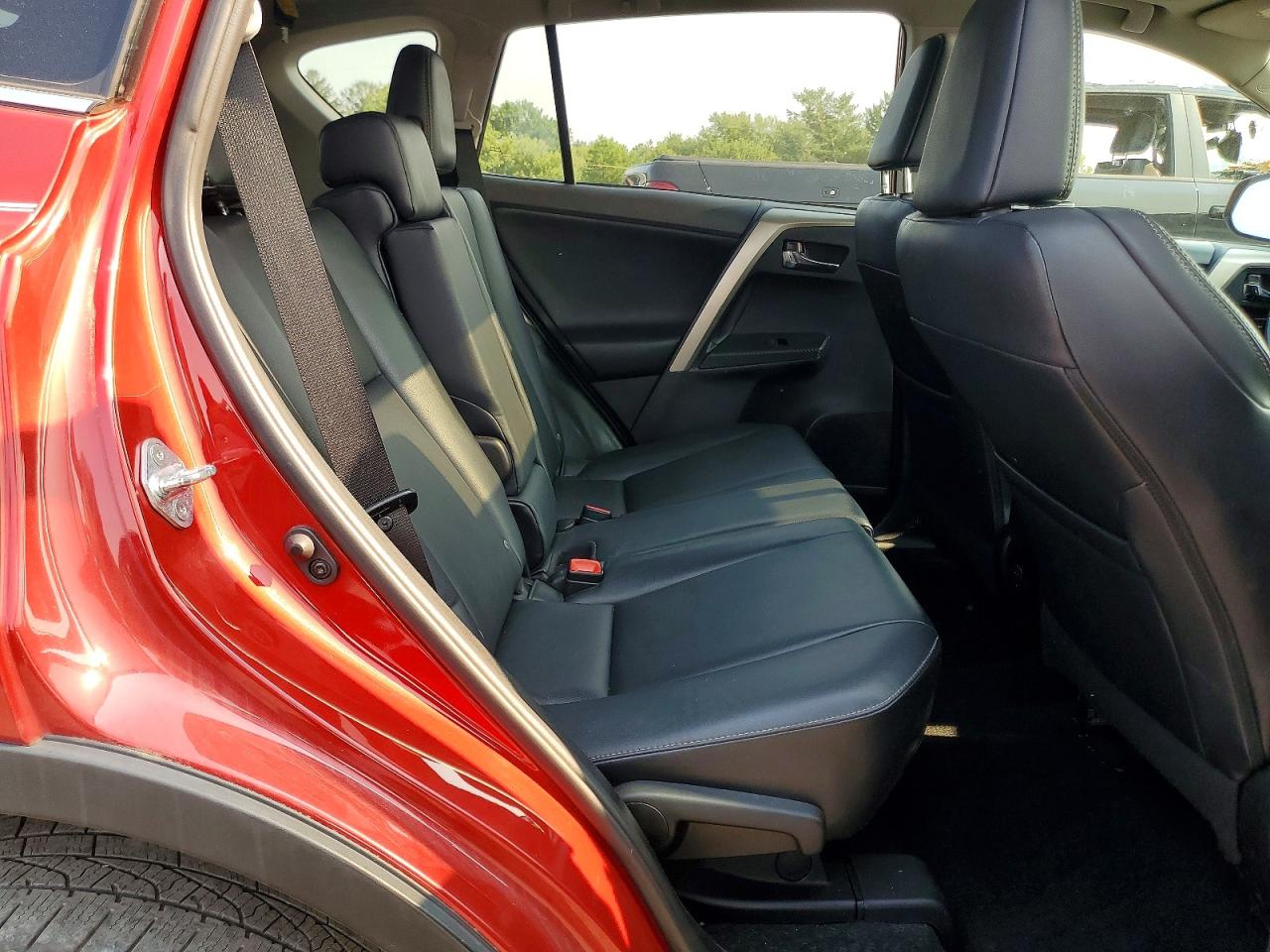 2014 Toyota Rav4 Limited Red vin: 2T3DFREV6EW127394