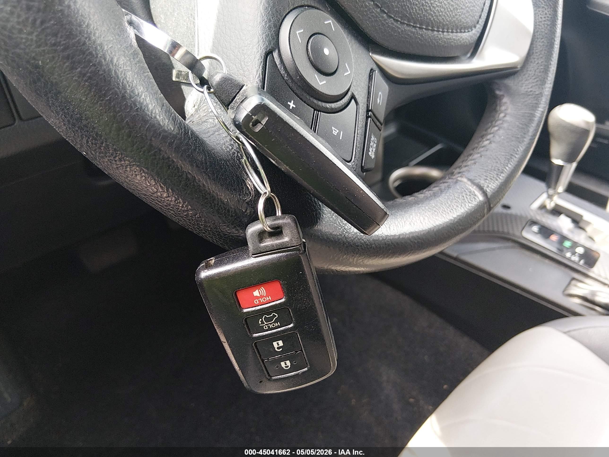 2015 Toyota Rav4 Limited Silver vin: 2T3DFREV6FW335857