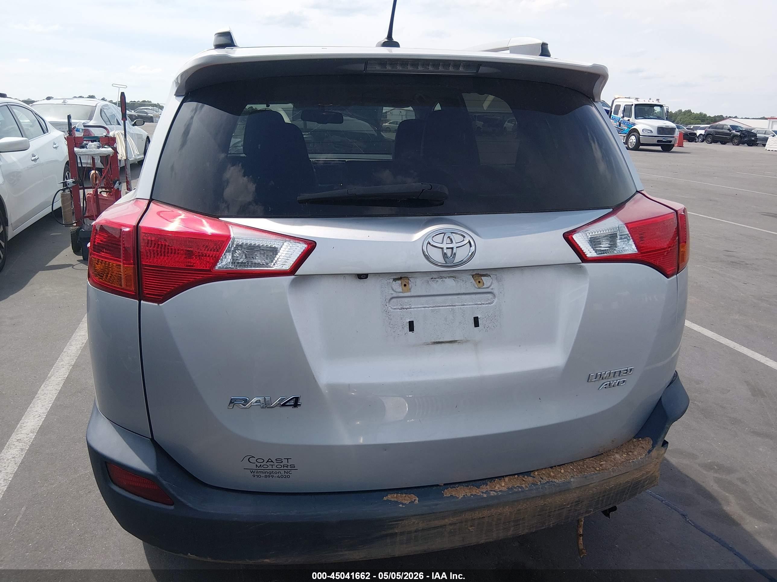 2015 Toyota Rav4 Limited Silver vin: 2T3DFREV6FW335857