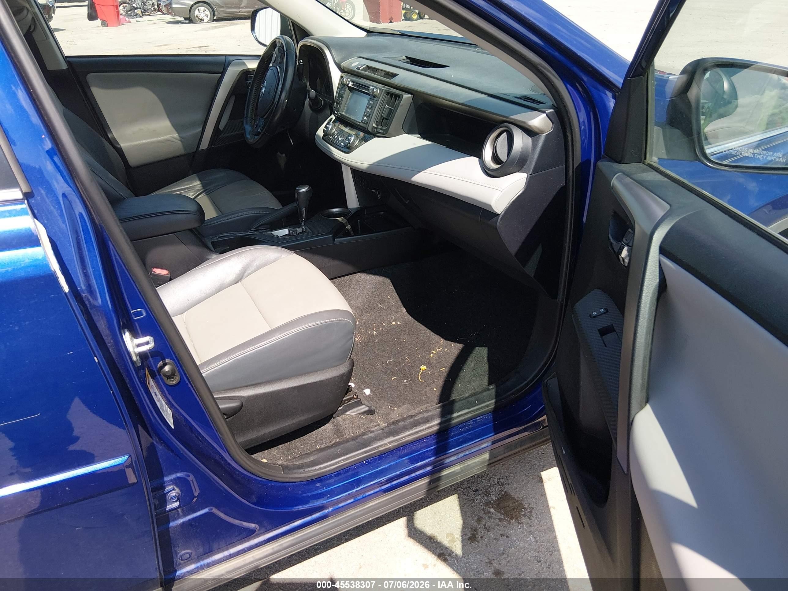 2015 Toyota Rav4 Limited Blue vin: 2T3DFREV6FW351993