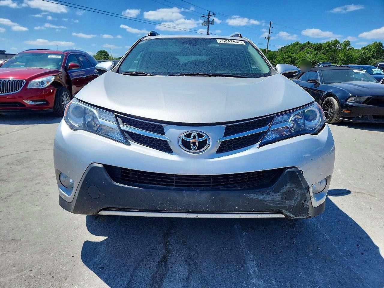 2015 Toyota Rav4 Limited Silver vin: 2T3DFREV6FW369989