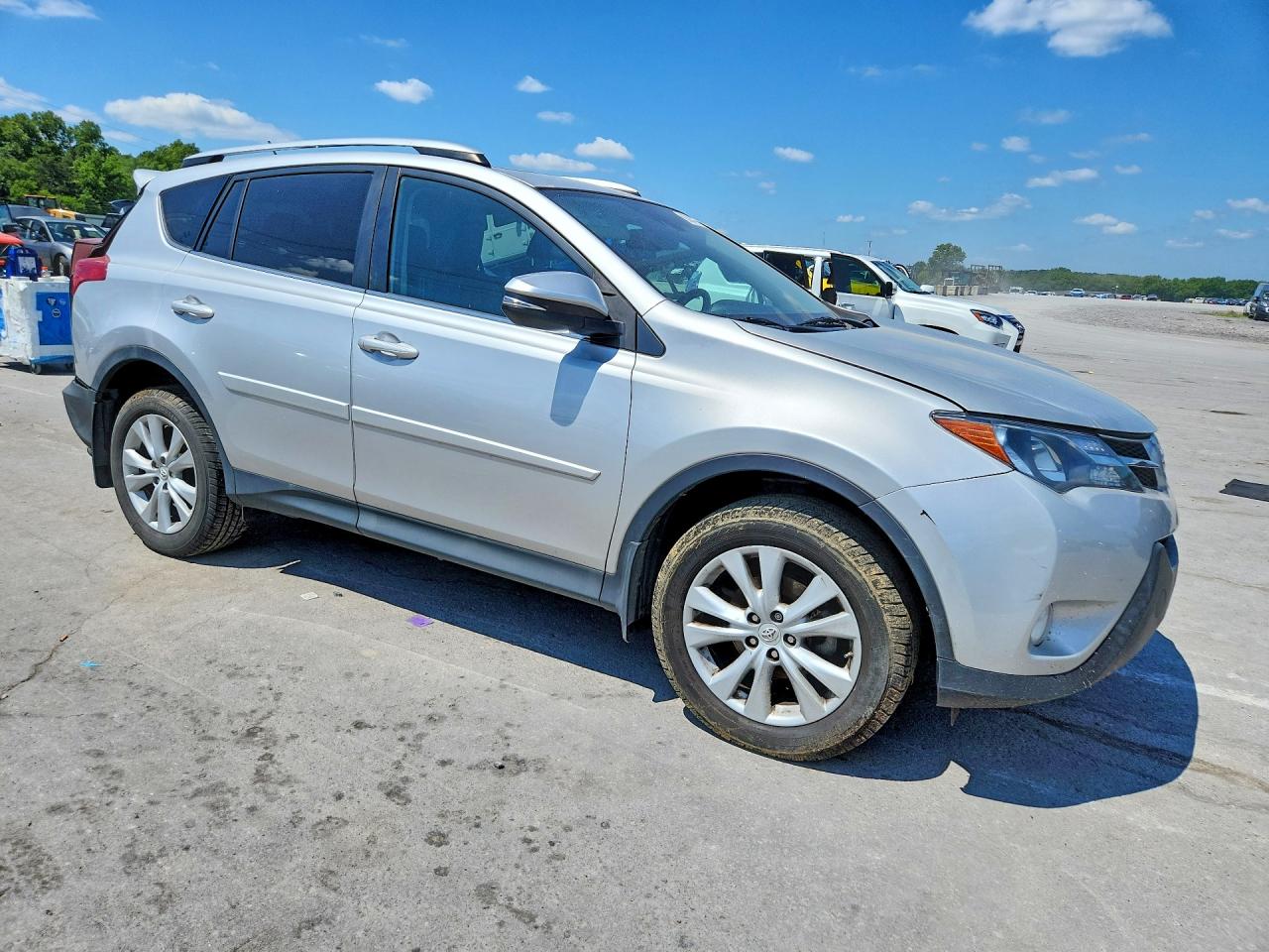 2015 Toyota Rav4 Limited Silver vin: 2T3DFREV6FW369989