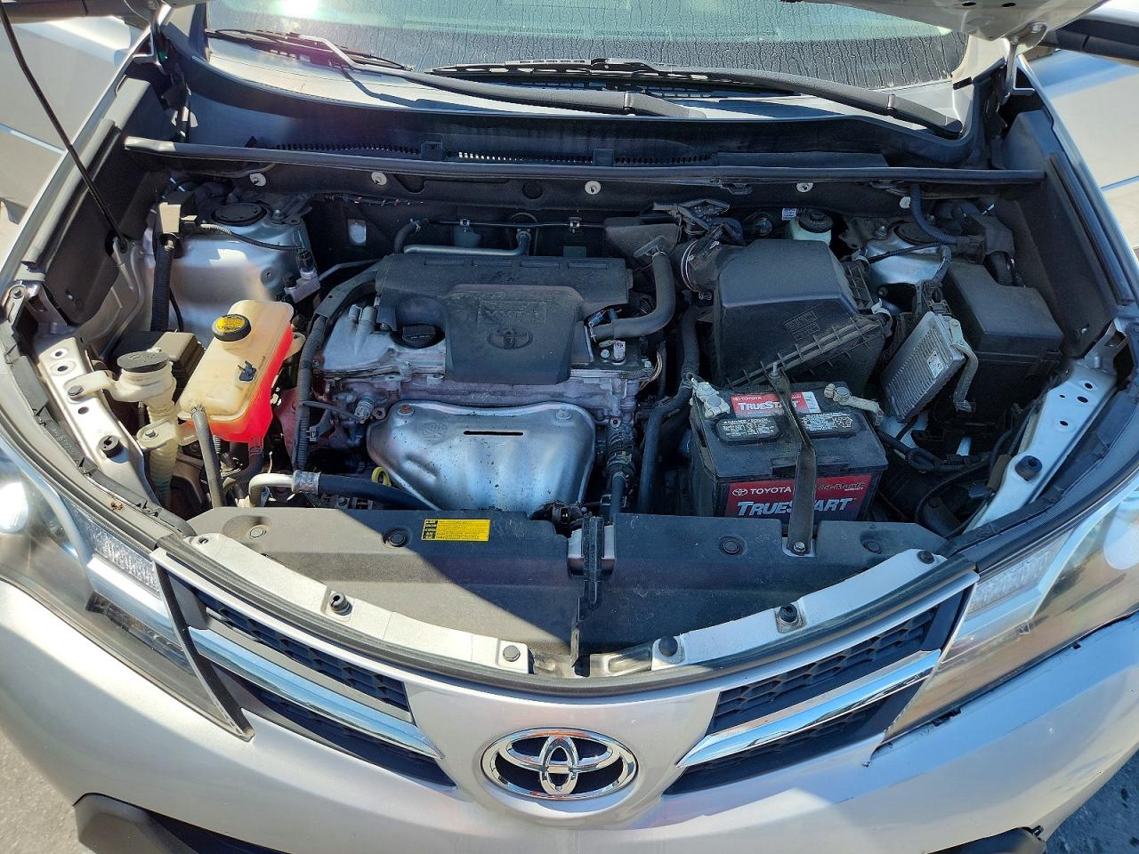 2015 Toyota Rav4 Limited Silver vin: 2T3DFREV6FW369989