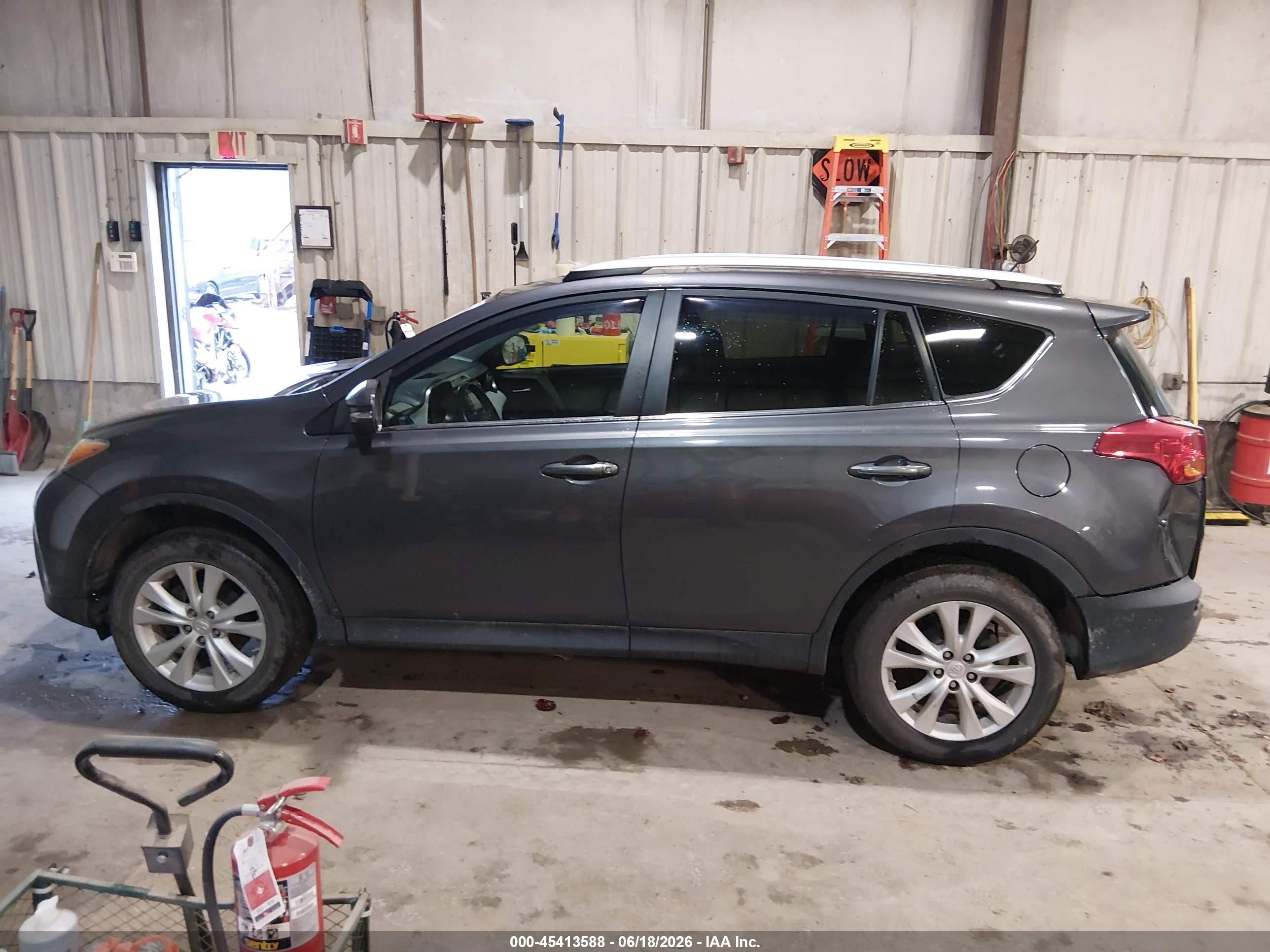 2015 Toyota Rav4 Limited Gray vin: 2T3DFREV6FW385190
