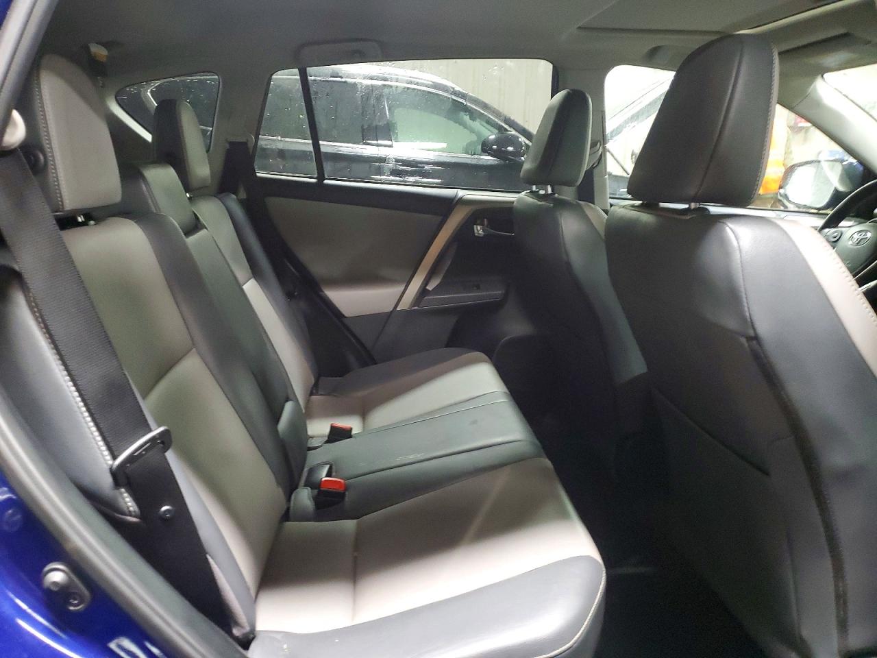 2015 Toyota Rav4 Limited Blue vin: 2T3DFREV6FW395590