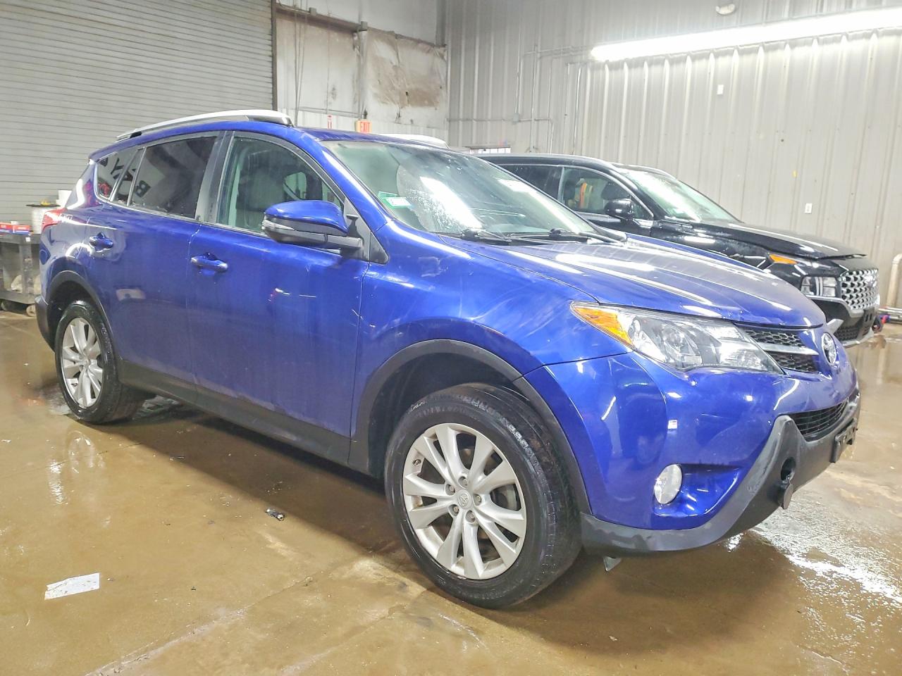 2015 Toyota Rav4 Limited Blue vin: 2T3DFREV6FW395590
