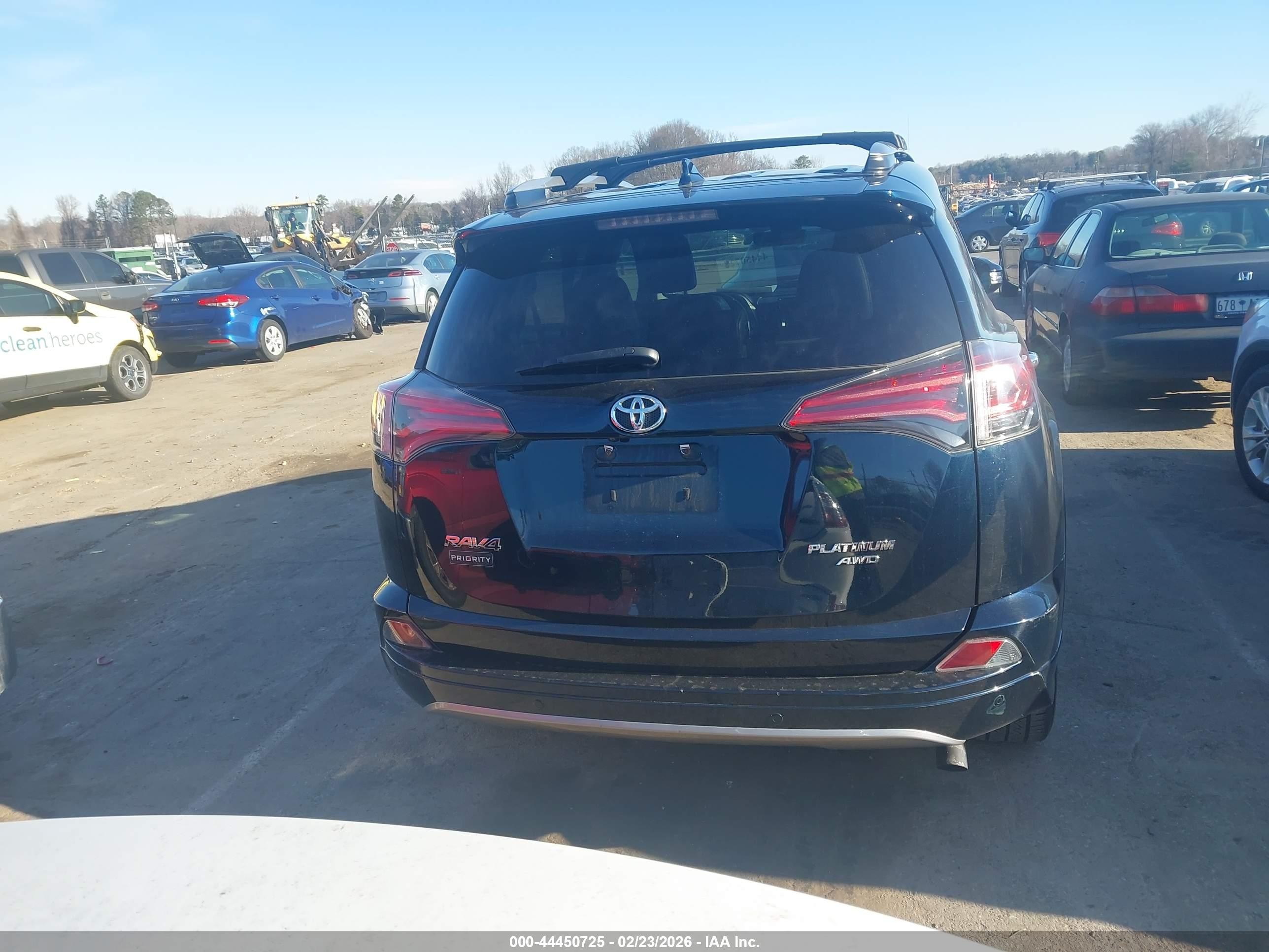 2017 Toyota Rav4 Platinum Navy vin: 2T3DFREV6HW664674