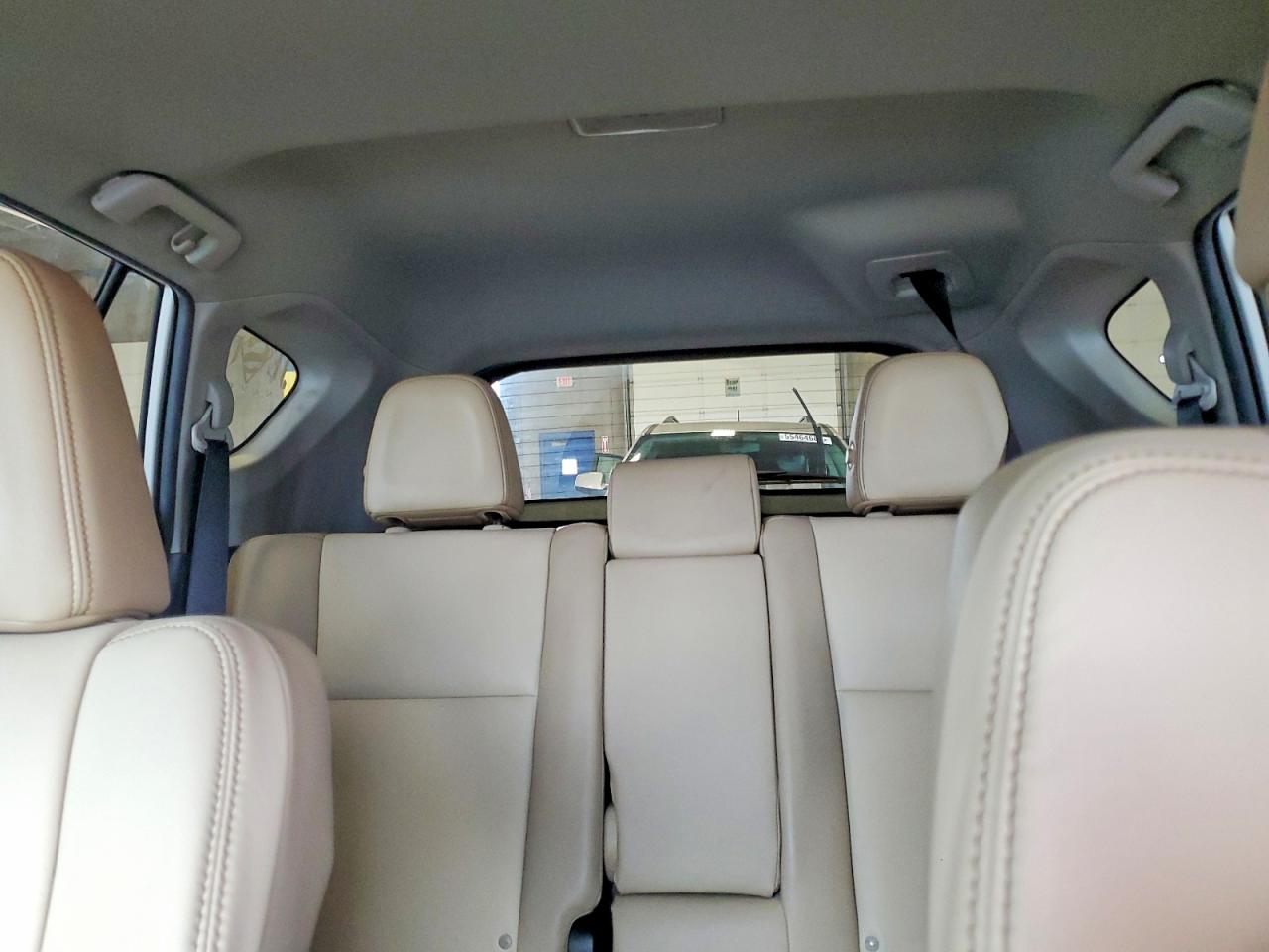 2013 Toyota Rav4 Limited White vin: 2T3DFREV7DW058343