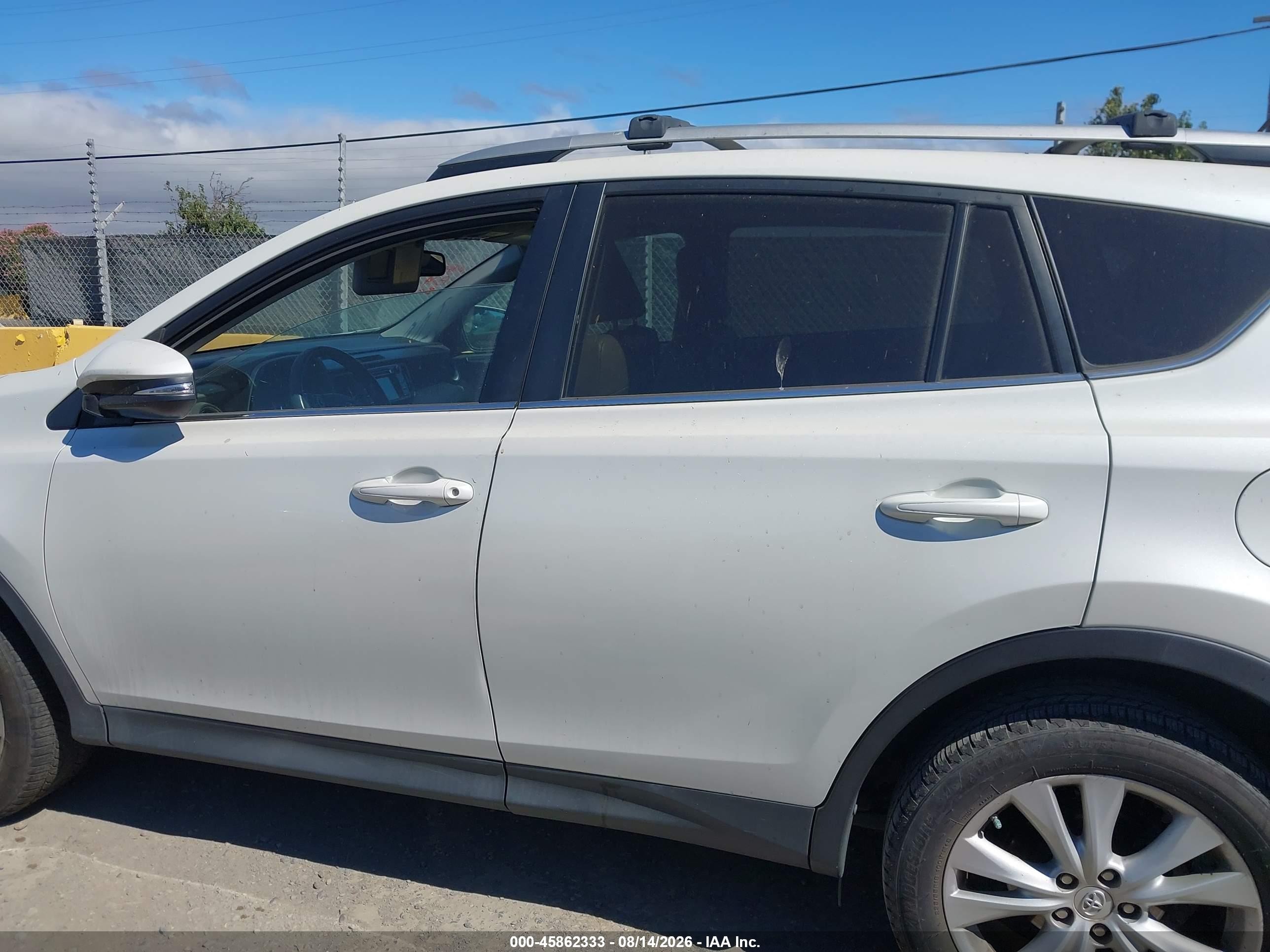 2013 Toyota Rav4 Limited White vin: 2T3DFREV7DW071691