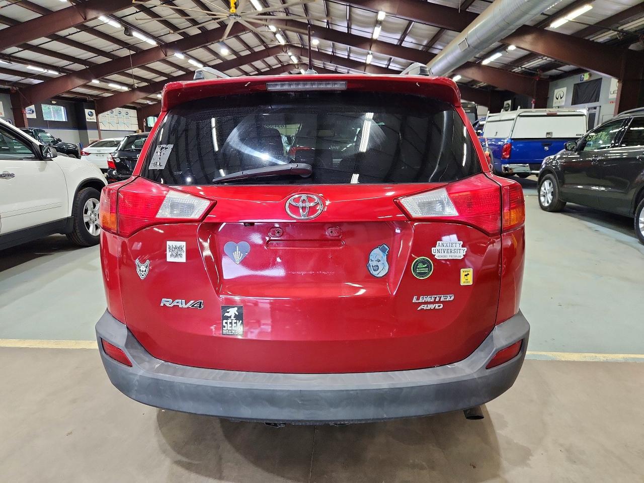 2014 Toyota Rav4 Limited Red vin: 2T3DFREV7EW171596