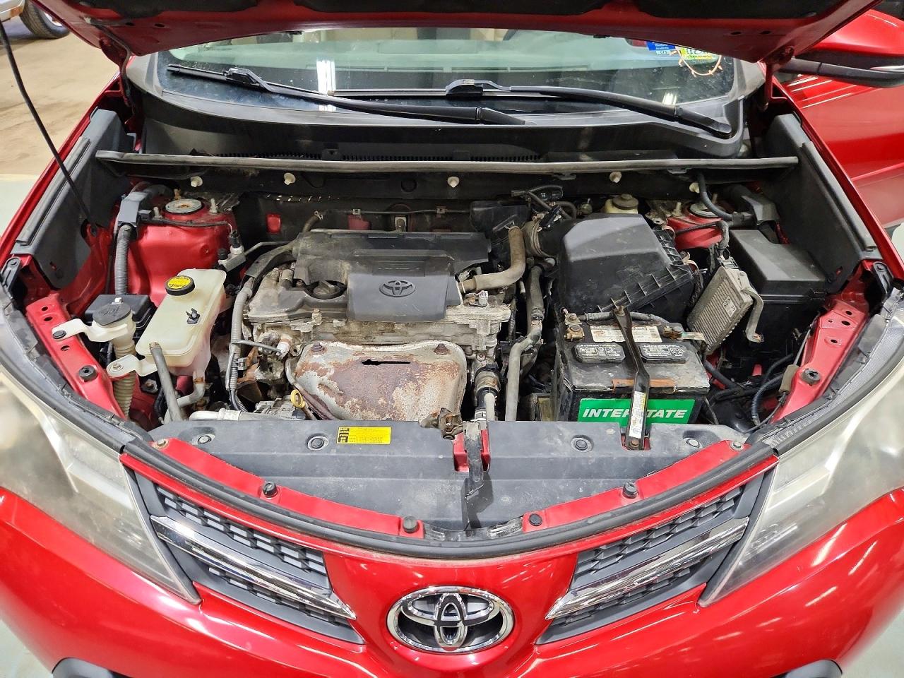 2014 Toyota Rav4 Limited Red vin: 2T3DFREV7EW171596