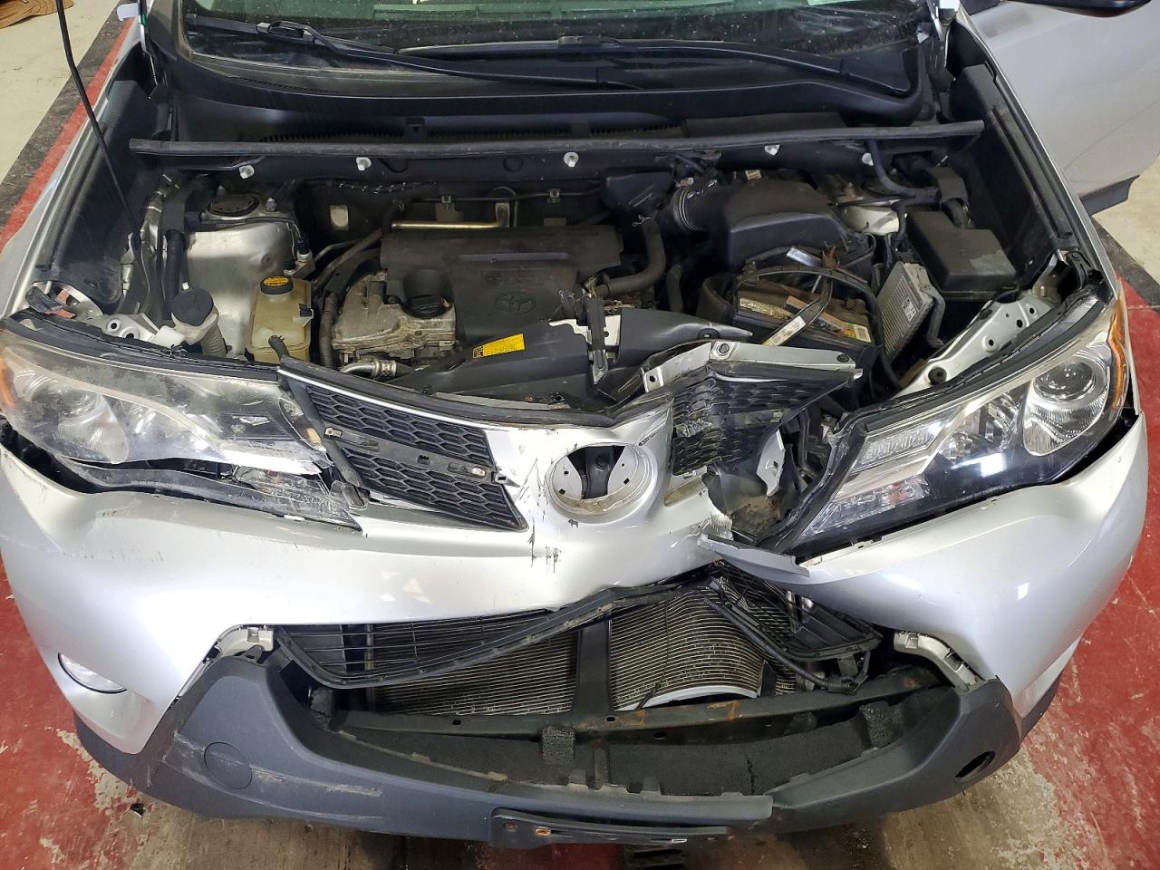 2014 Toyota Rav4 Limited Silver vin: 2T3DFREV7EW193789