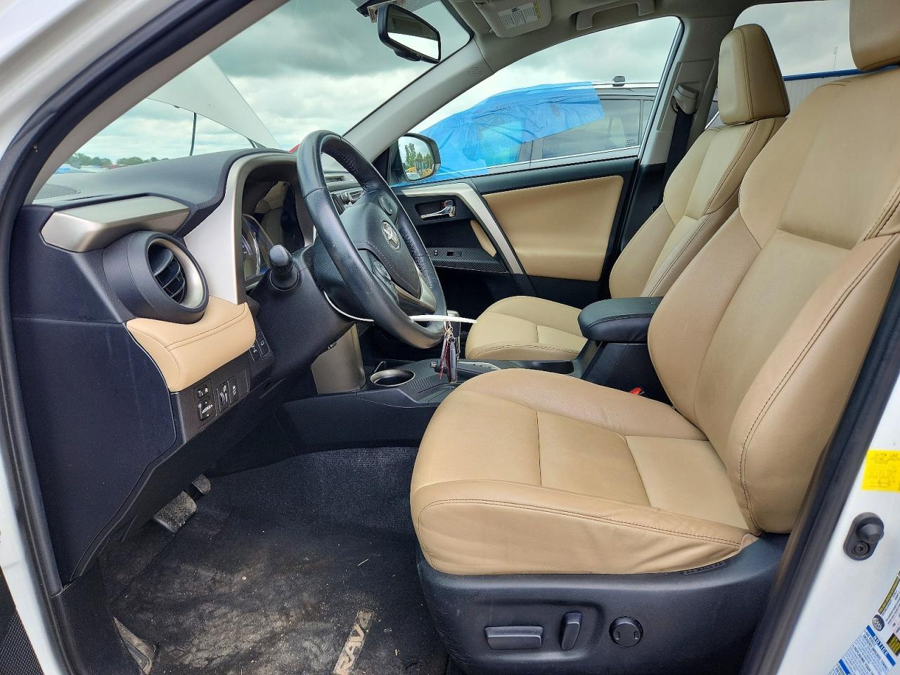 2015 Toyota Rav4 Limited White vin: 2T3DFREV7FW261154