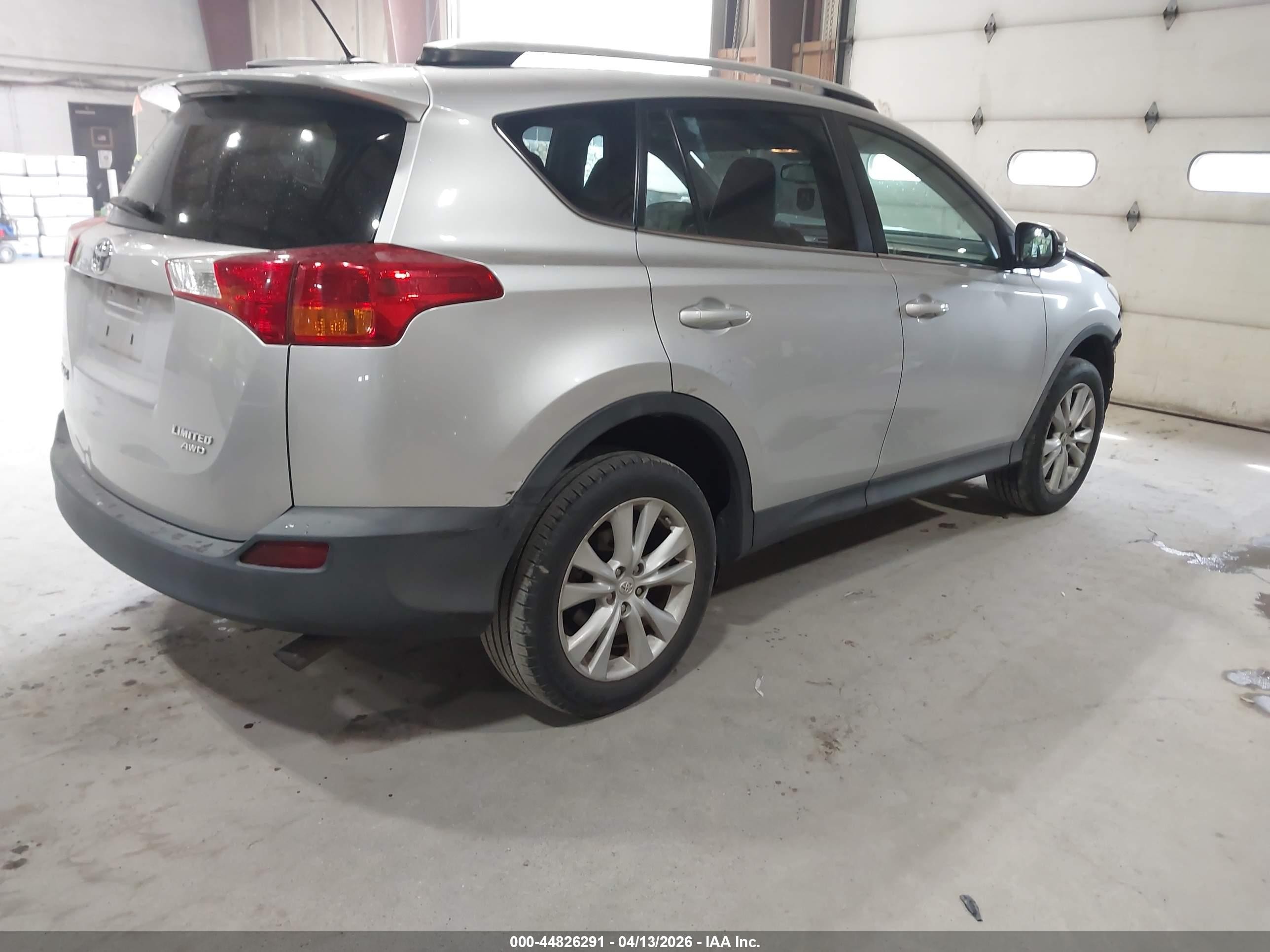 2015 Toyota Rav4 Limited Серый vin: 2T3DFREV7FW289035