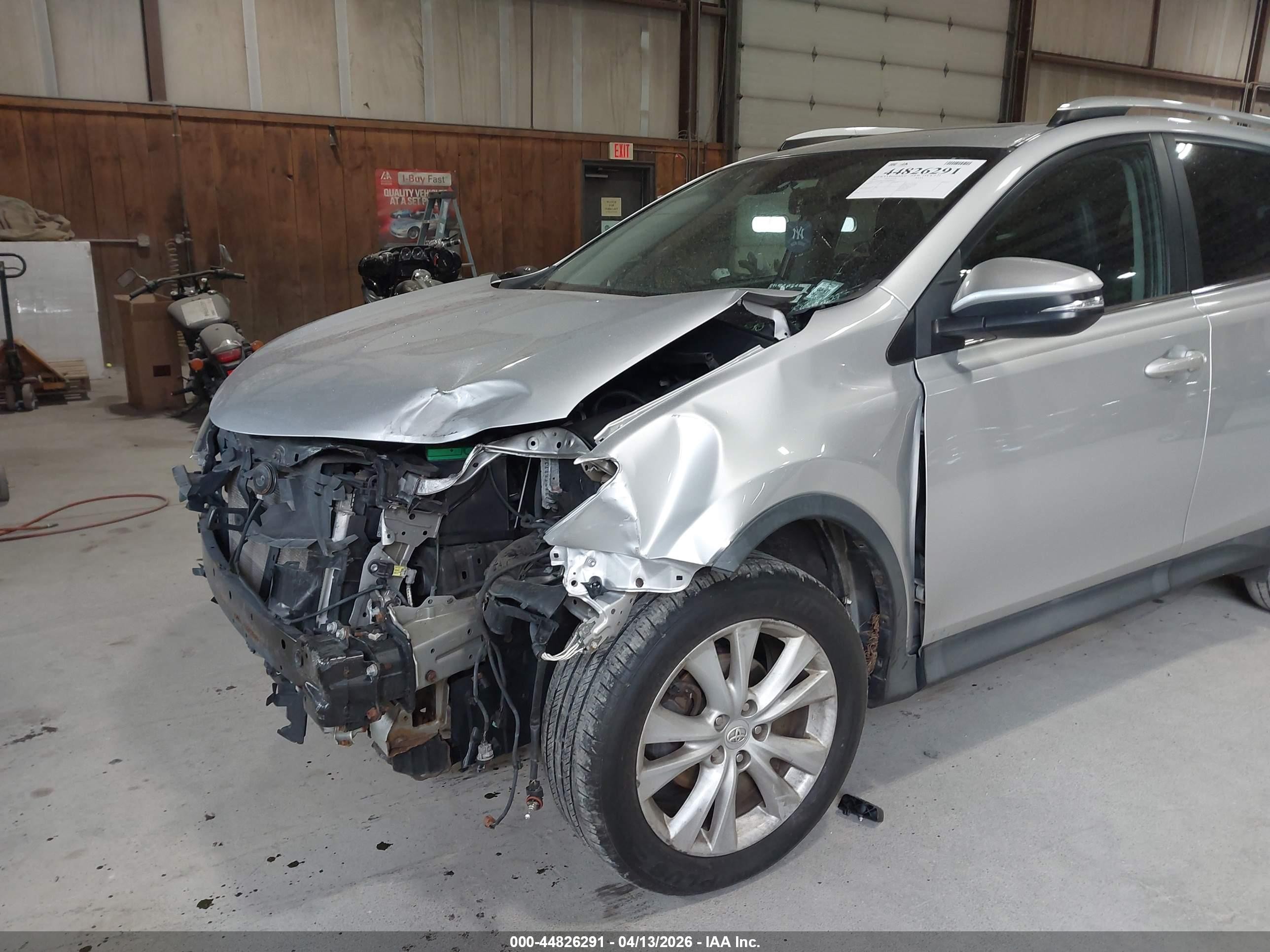 2015 Toyota Rav4 Limited Серый vin: 2T3DFREV7FW289035