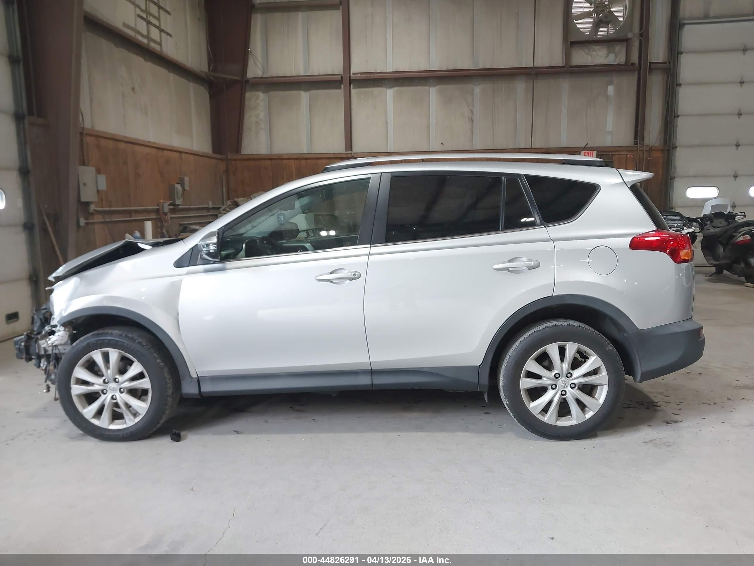 2015 Toyota Rav4 Limited Серый vin: 2T3DFREV7FW289035