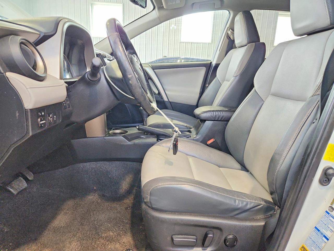 2015 Toyota Rav4 Limited Белый vin: 2T3DFREV7FW348228