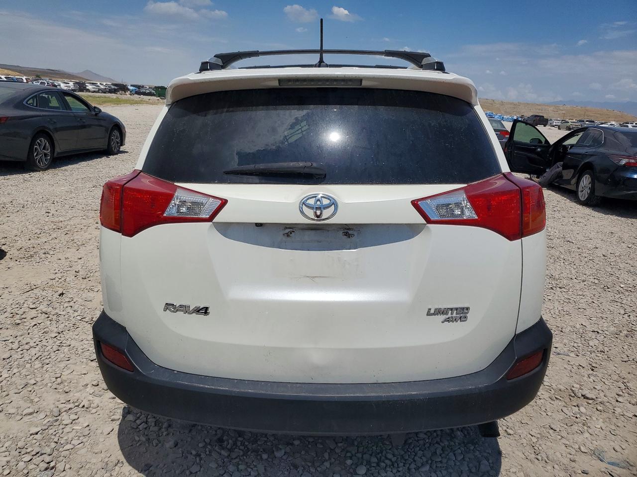 2015 Toyota Rav4 Limited White vin: 2T3DFREV7FW365028