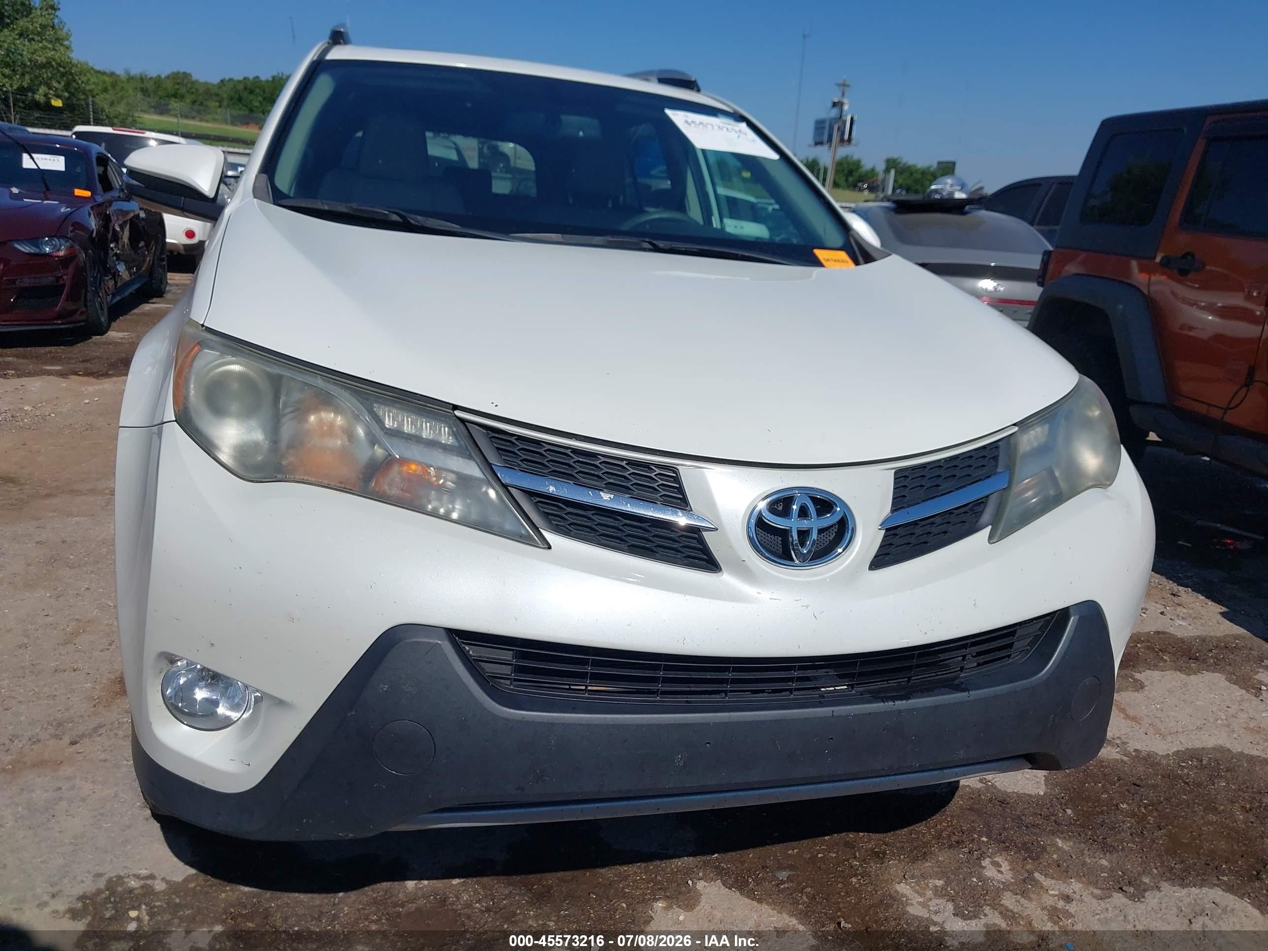 2015 Toyota Rav4 Limited White vin: 2T3DFREV7FW400425