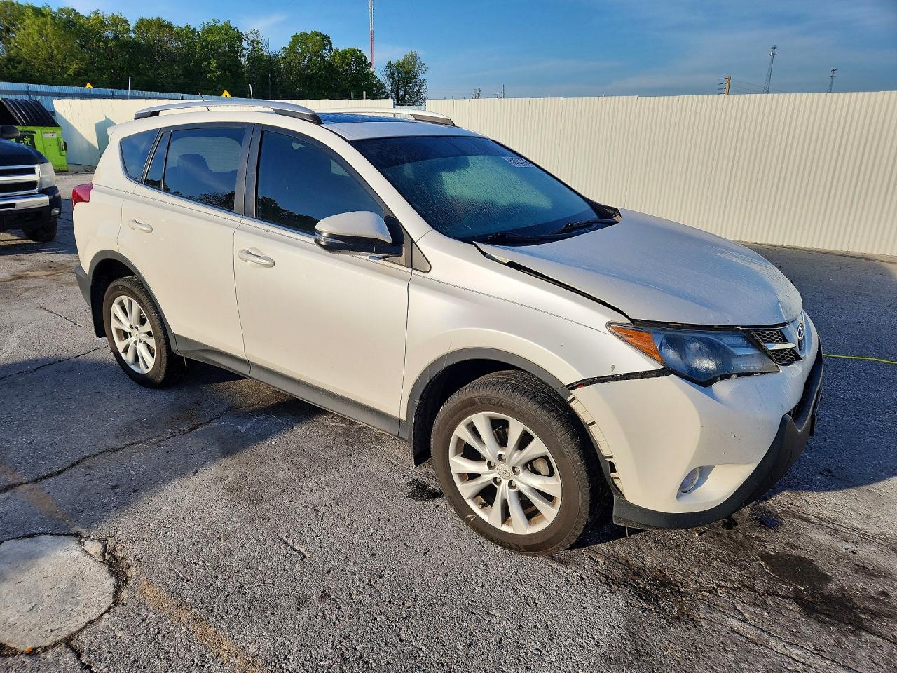 2013 Toyota Rav4 Limited White vin: 2T3DFREV8DW039266