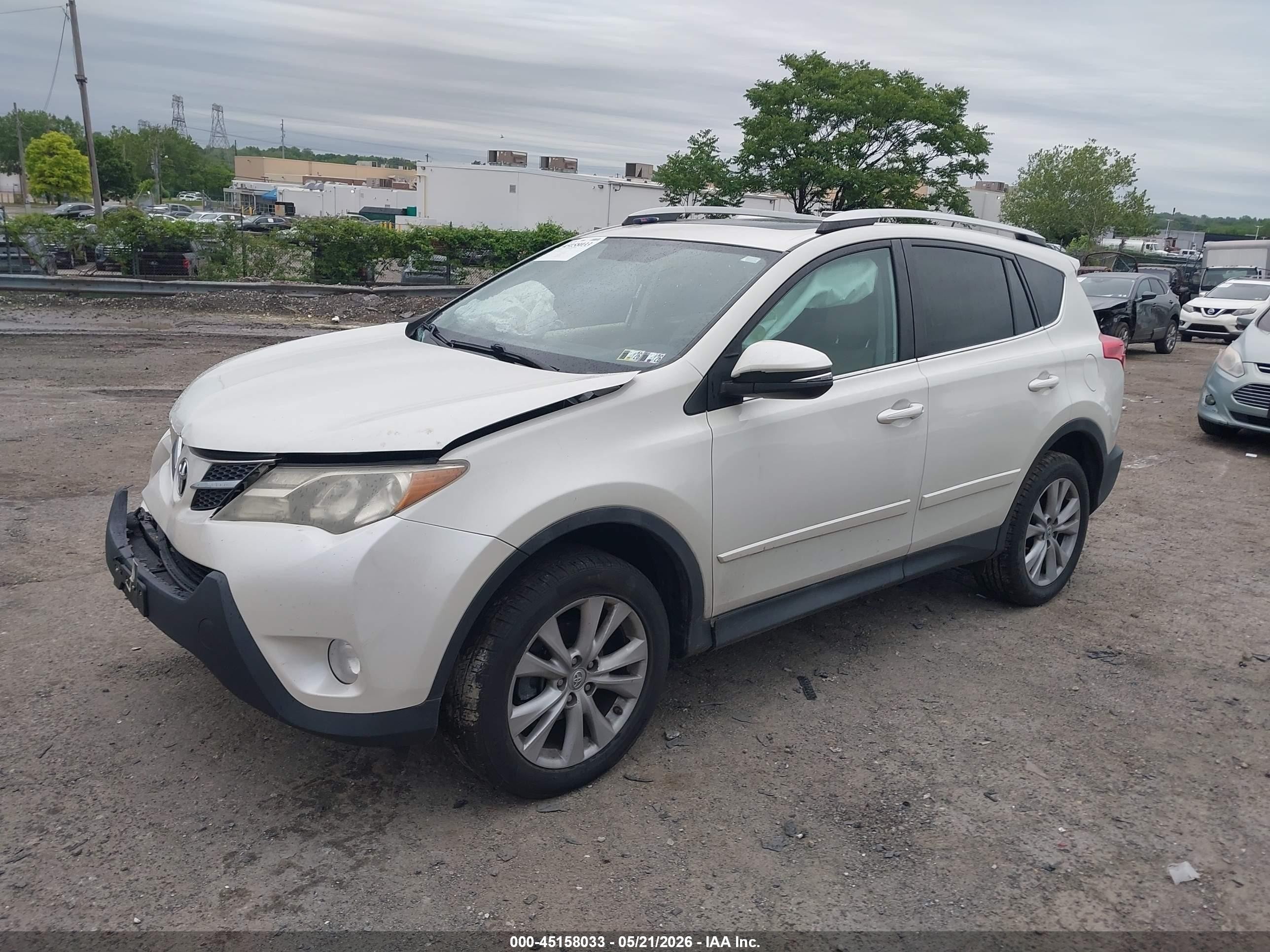 2013 Toyota Rav4 Limited White vin: 2T3DFREV8DW085387