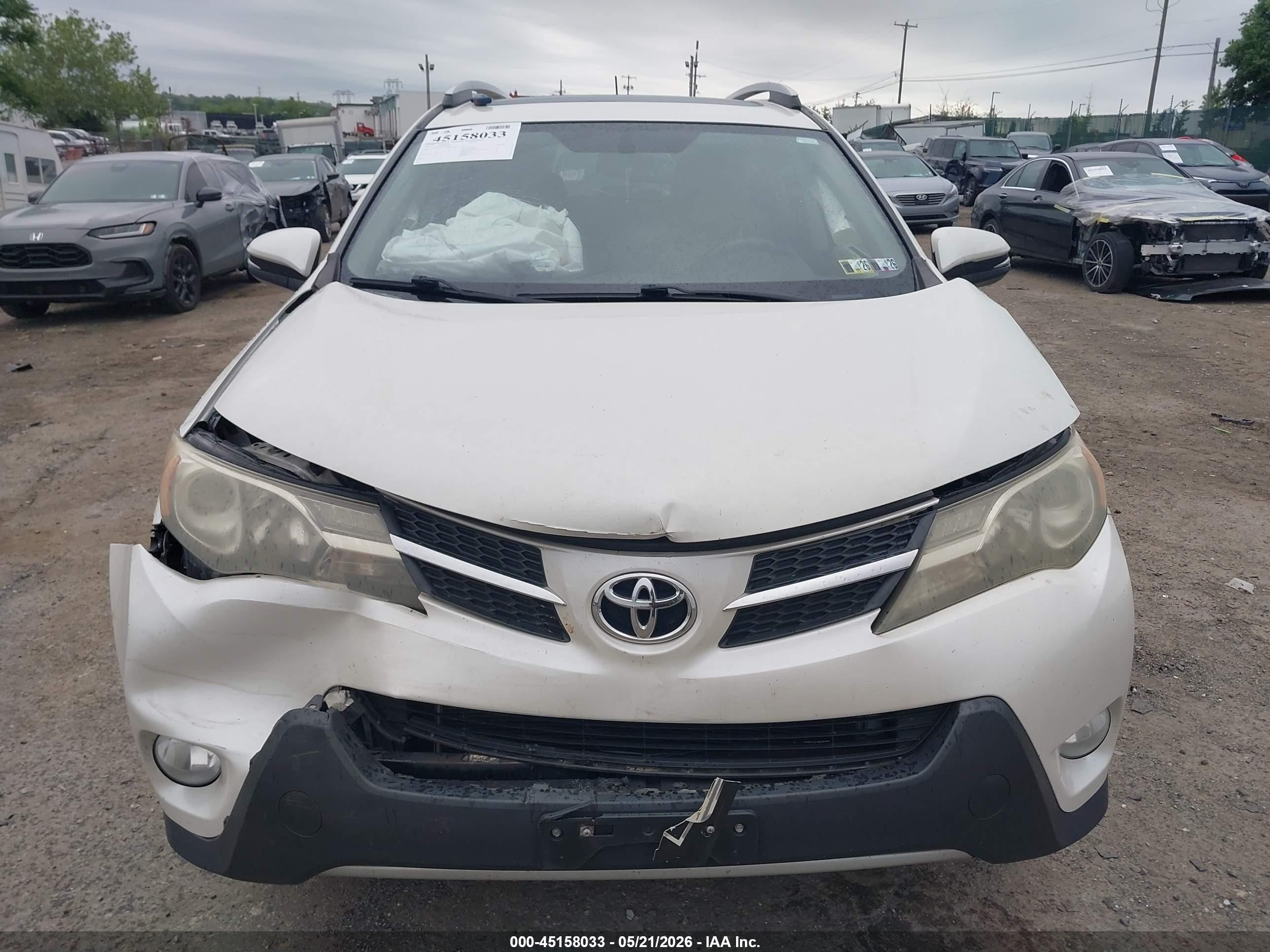 2013 Toyota Rav4 Limited White vin: 2T3DFREV8DW085387