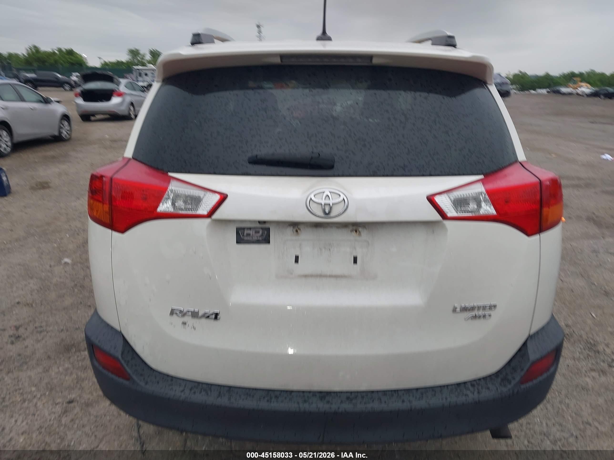2013 Toyota Rav4 Limited White vin: 2T3DFREV8DW085387
