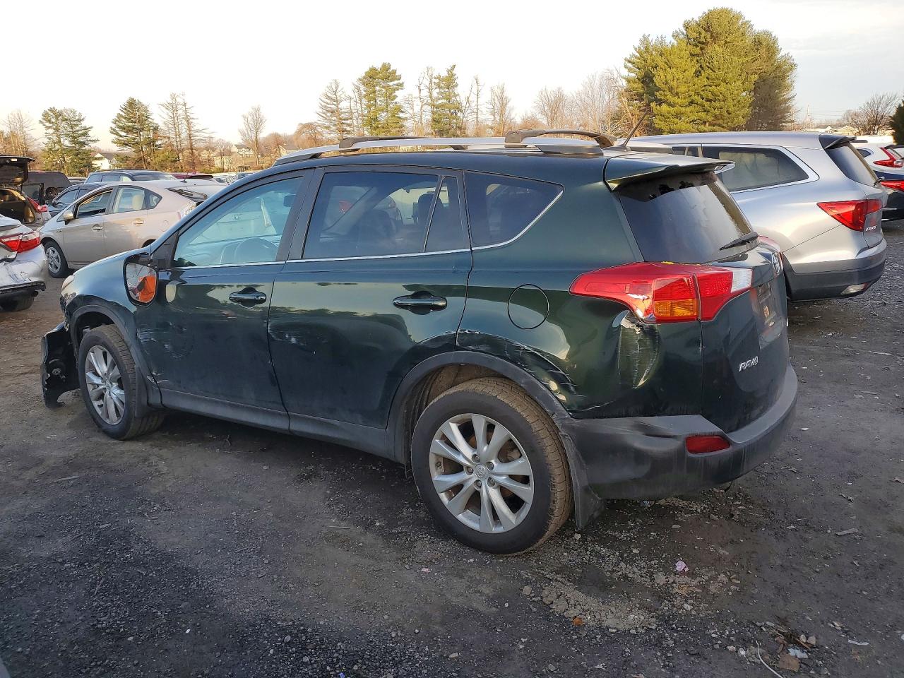 2013 Toyota Rav 4 Green vin: 2T3DFREV8DW121126