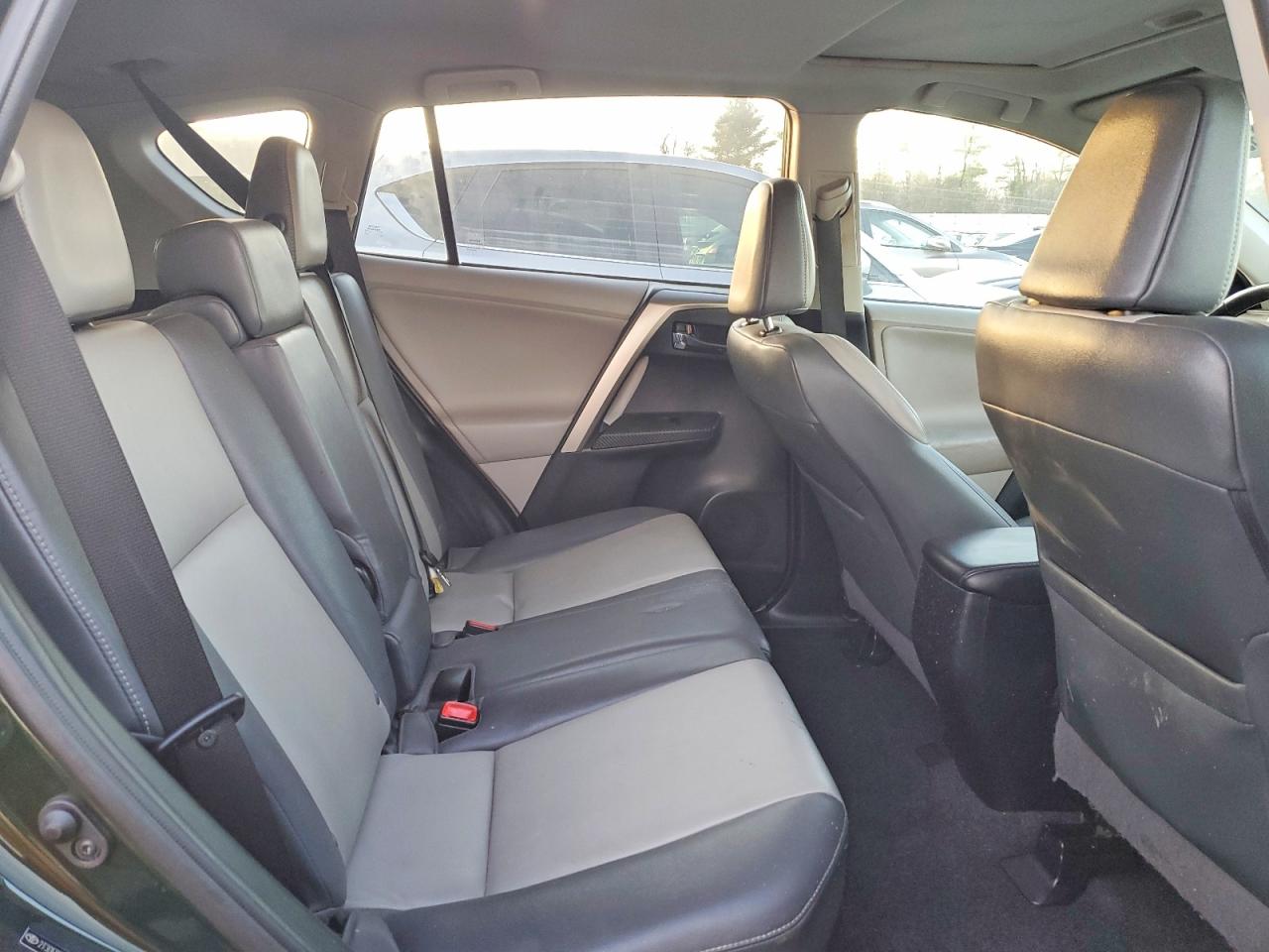 2013 Toyota Rav 4 Green vin: 2T3DFREV8DW121126