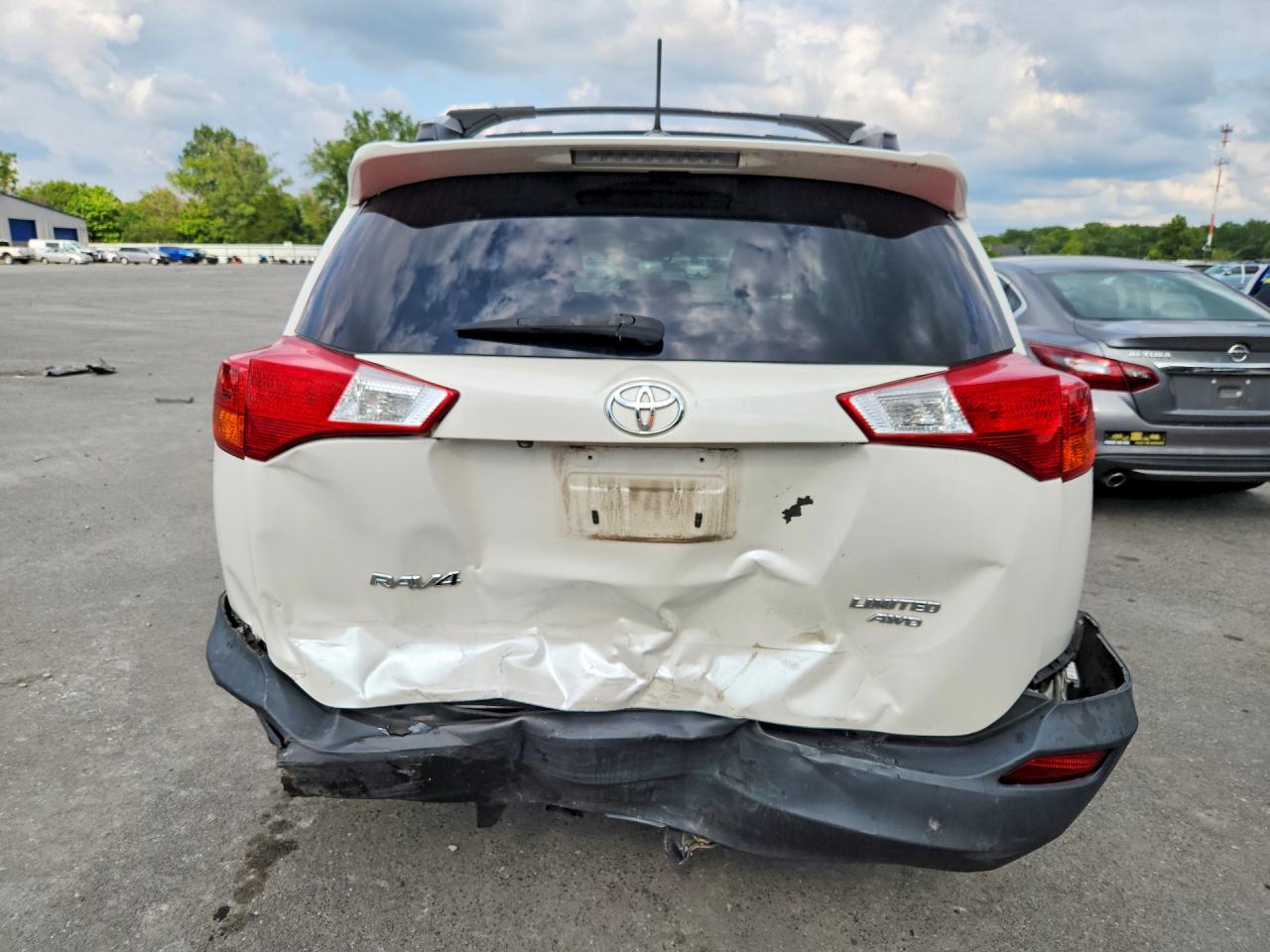 2014 Toyota Rav4 Limited White vin: 2T3DFREV8EW161434