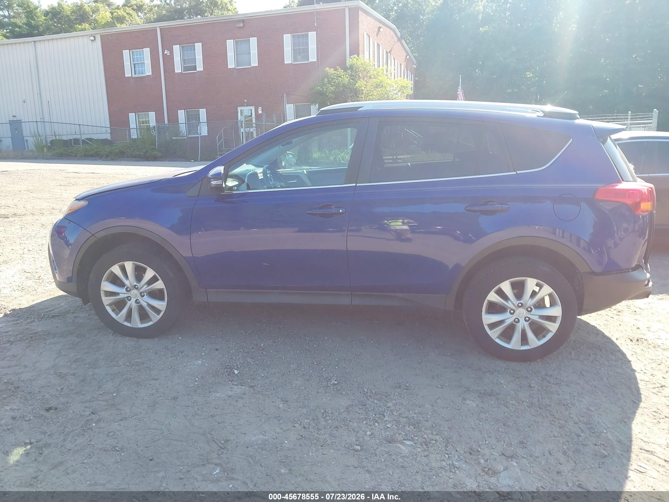 2014 Toyota Rav4 Limited Blue vin: 2T3DFREV8EW192196