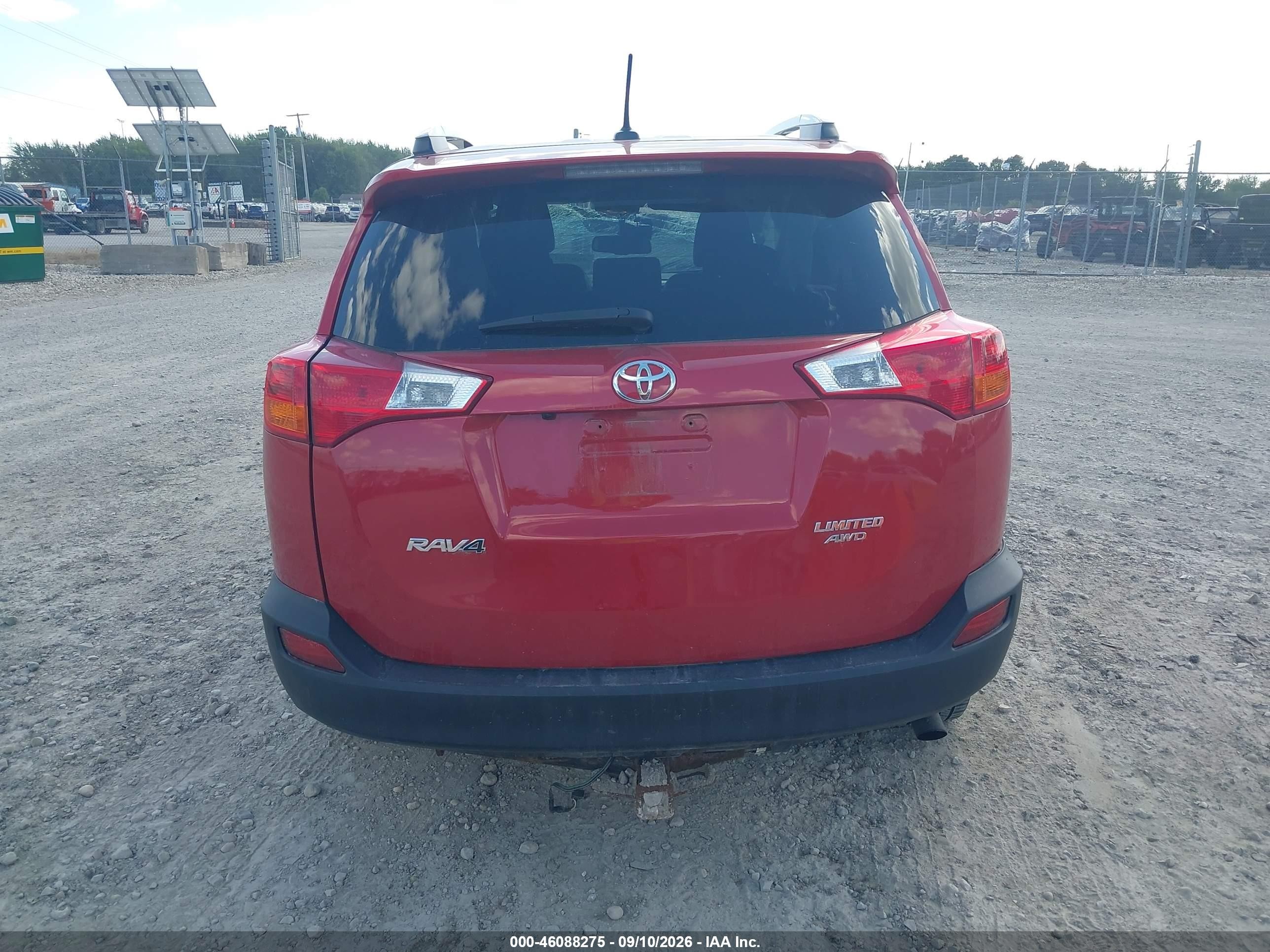 2015 Toyota Rav4 Limited Red vin: 2T3DFREV8FW406167