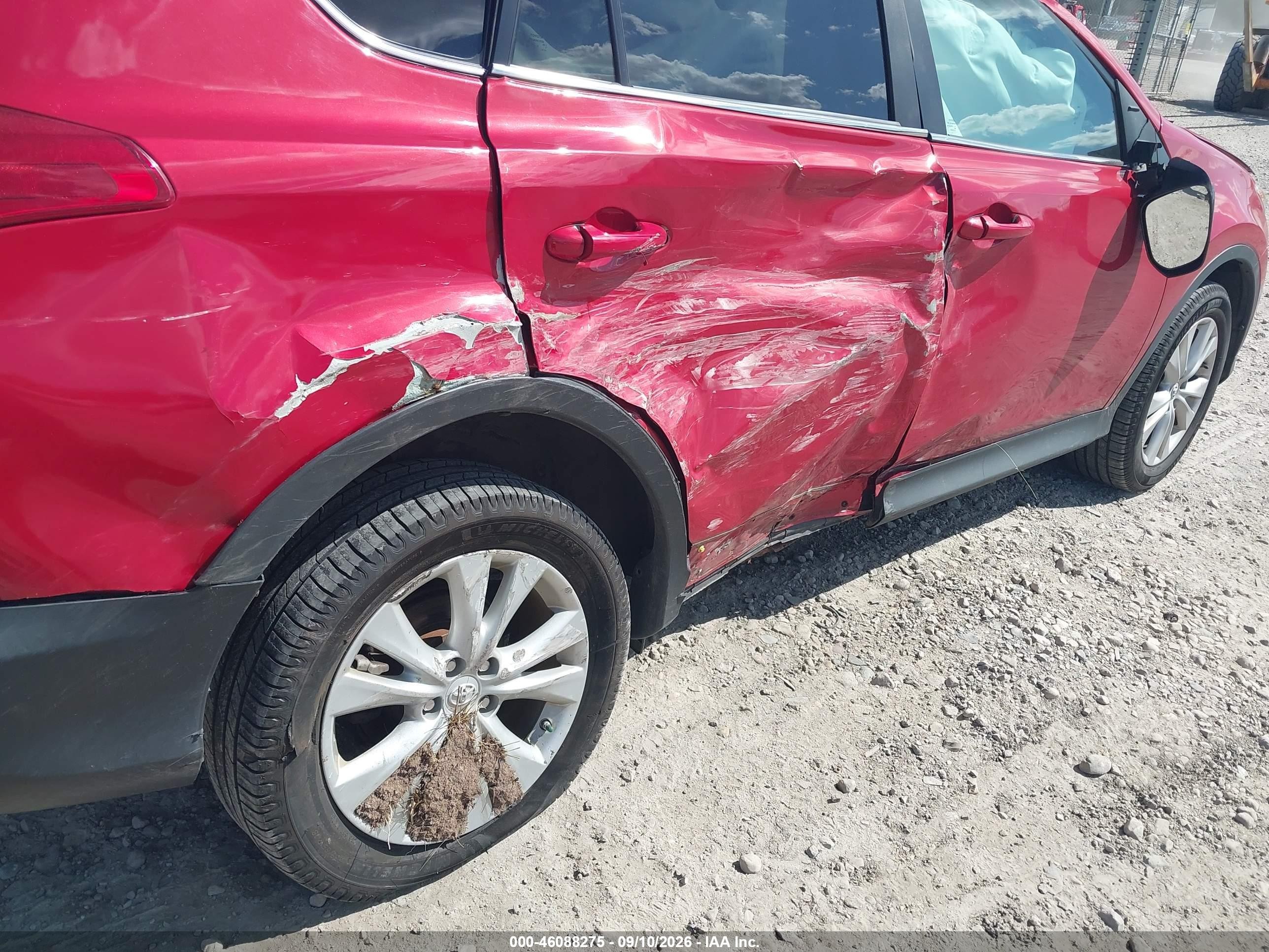 2015 Toyota Rav4 Limited Red vin: 2T3DFREV8FW406167