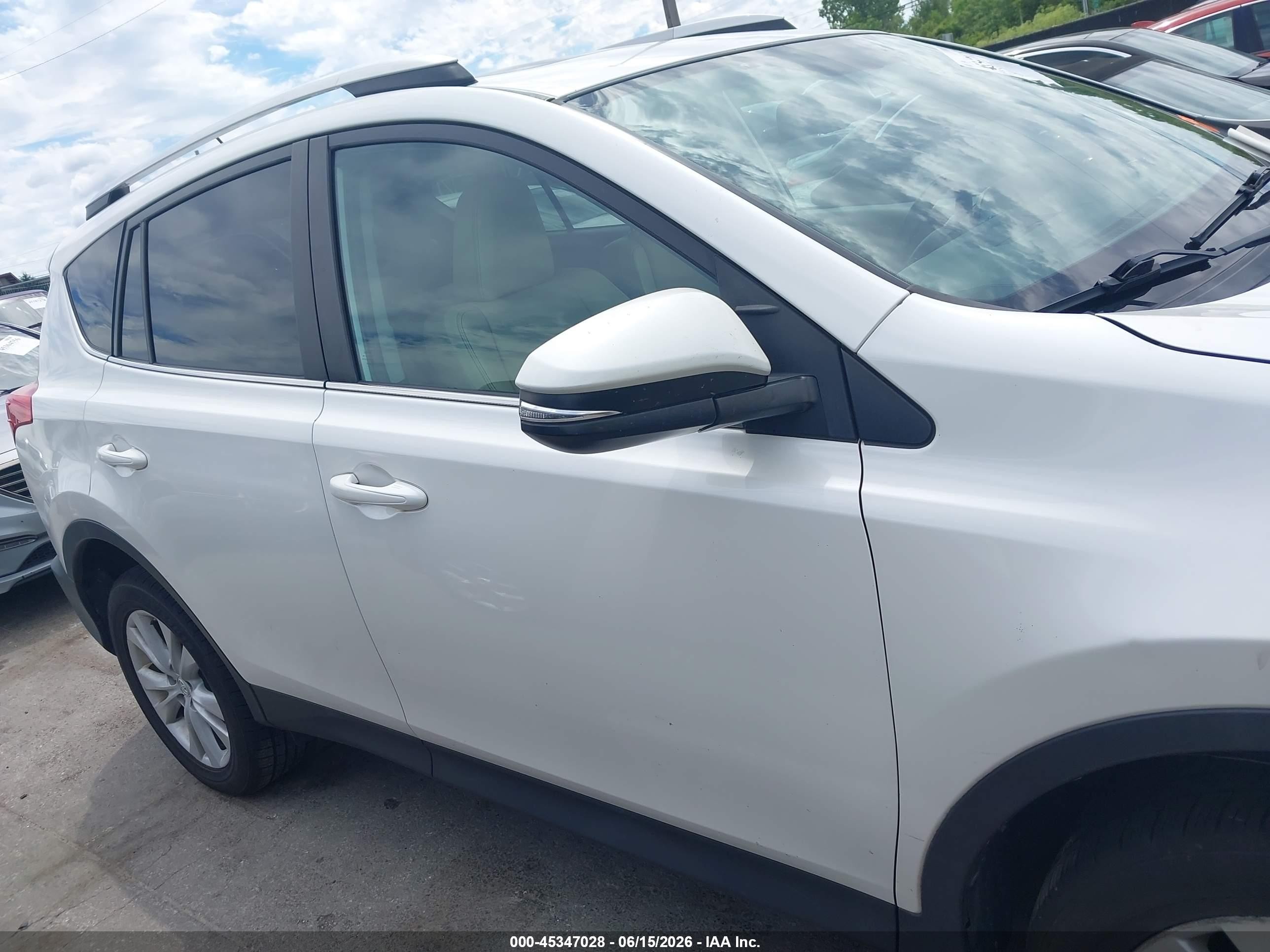 2014 Toyota Rav4 Limited White vin: 2T3DFREV9EW172118