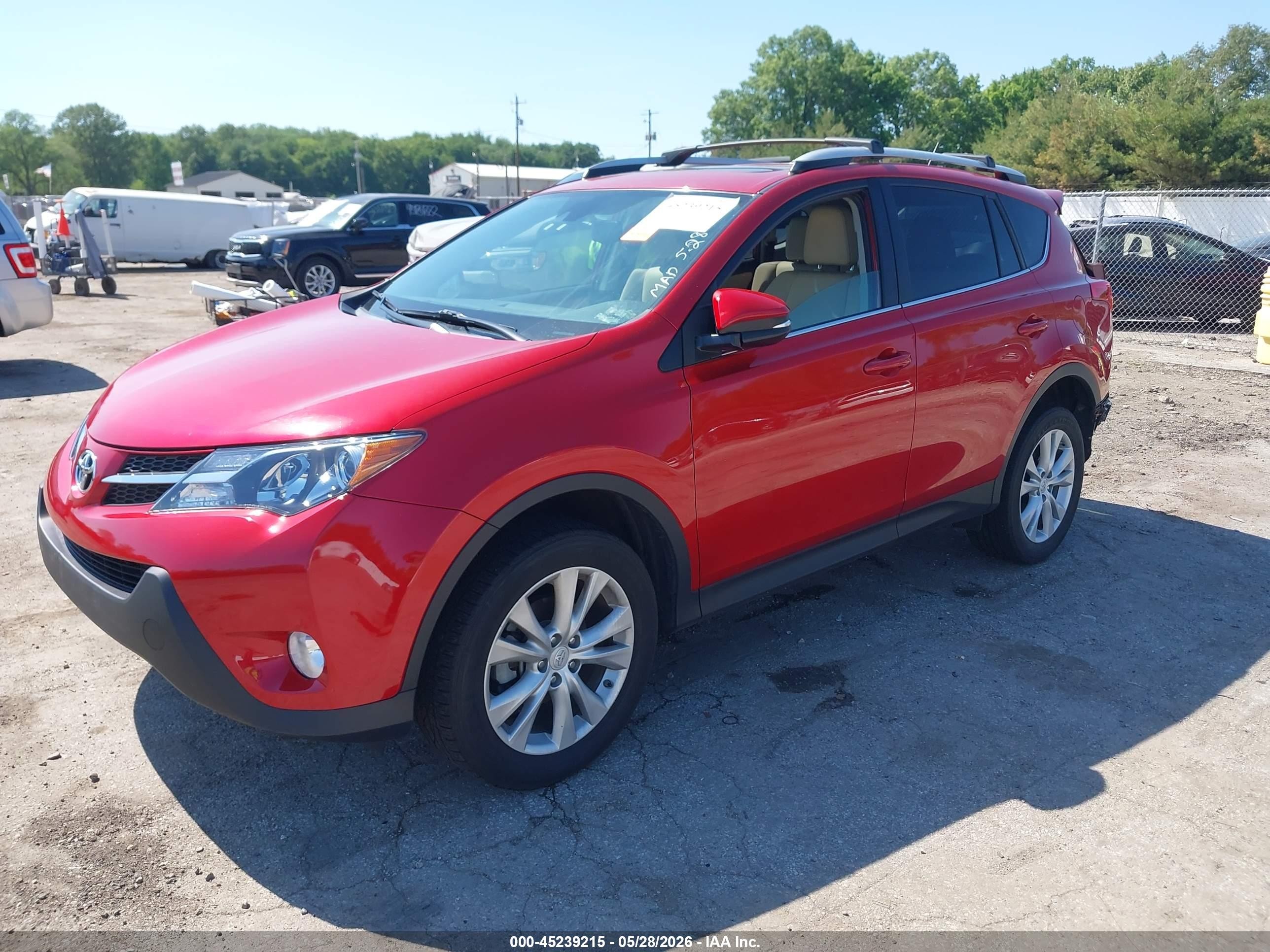 2015 Toyota Rav4 Limited Red vin: 2T3DFREV9FW232223