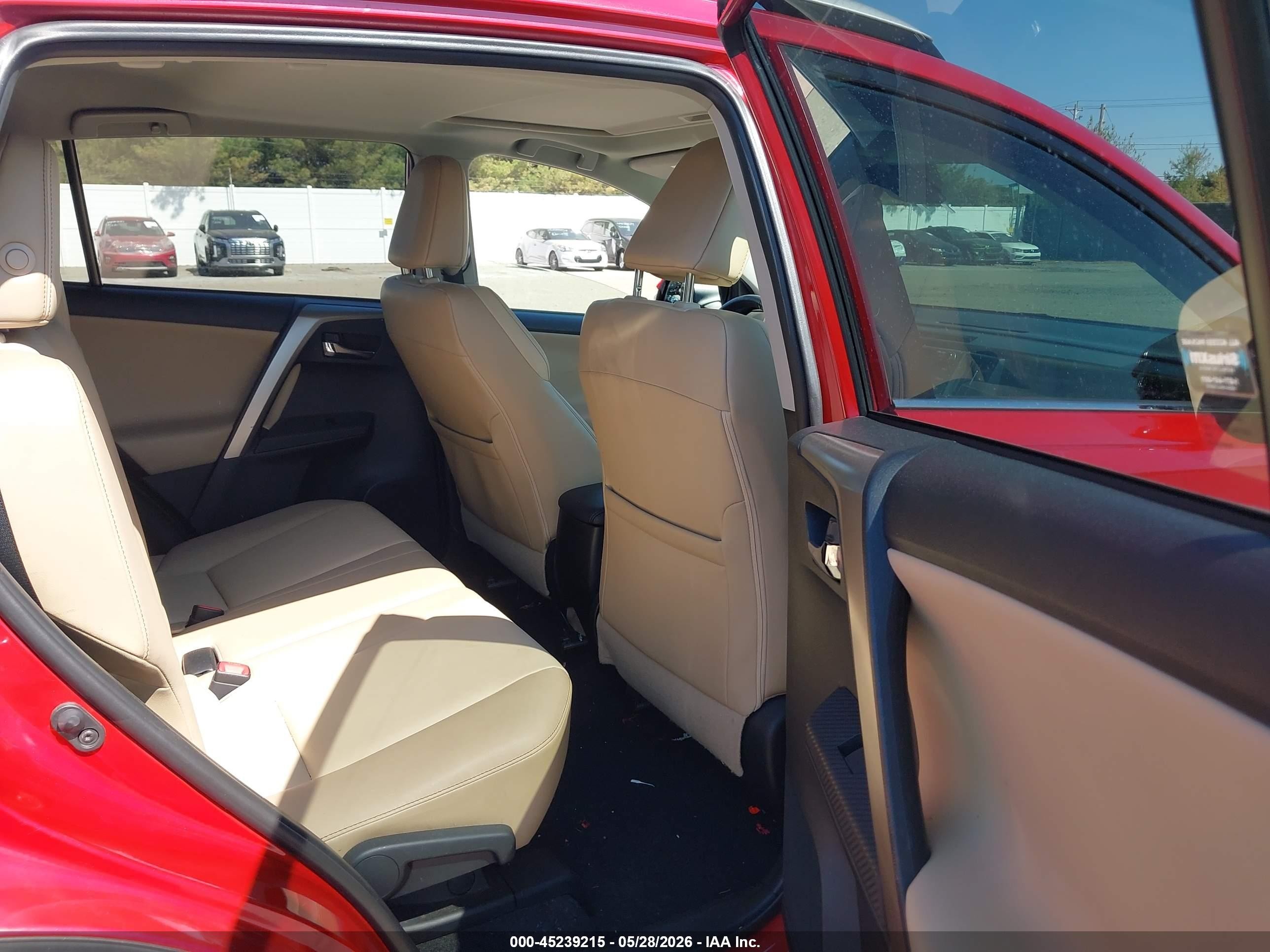 2015 Toyota Rav4 Limited Red vin: 2T3DFREV9FW232223