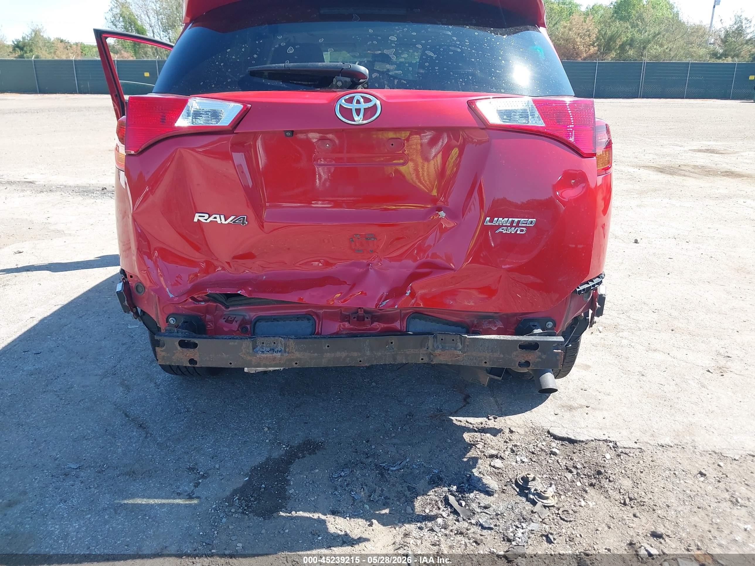 2015 Toyota Rav4 Limited Red vin: 2T3DFREV9FW232223