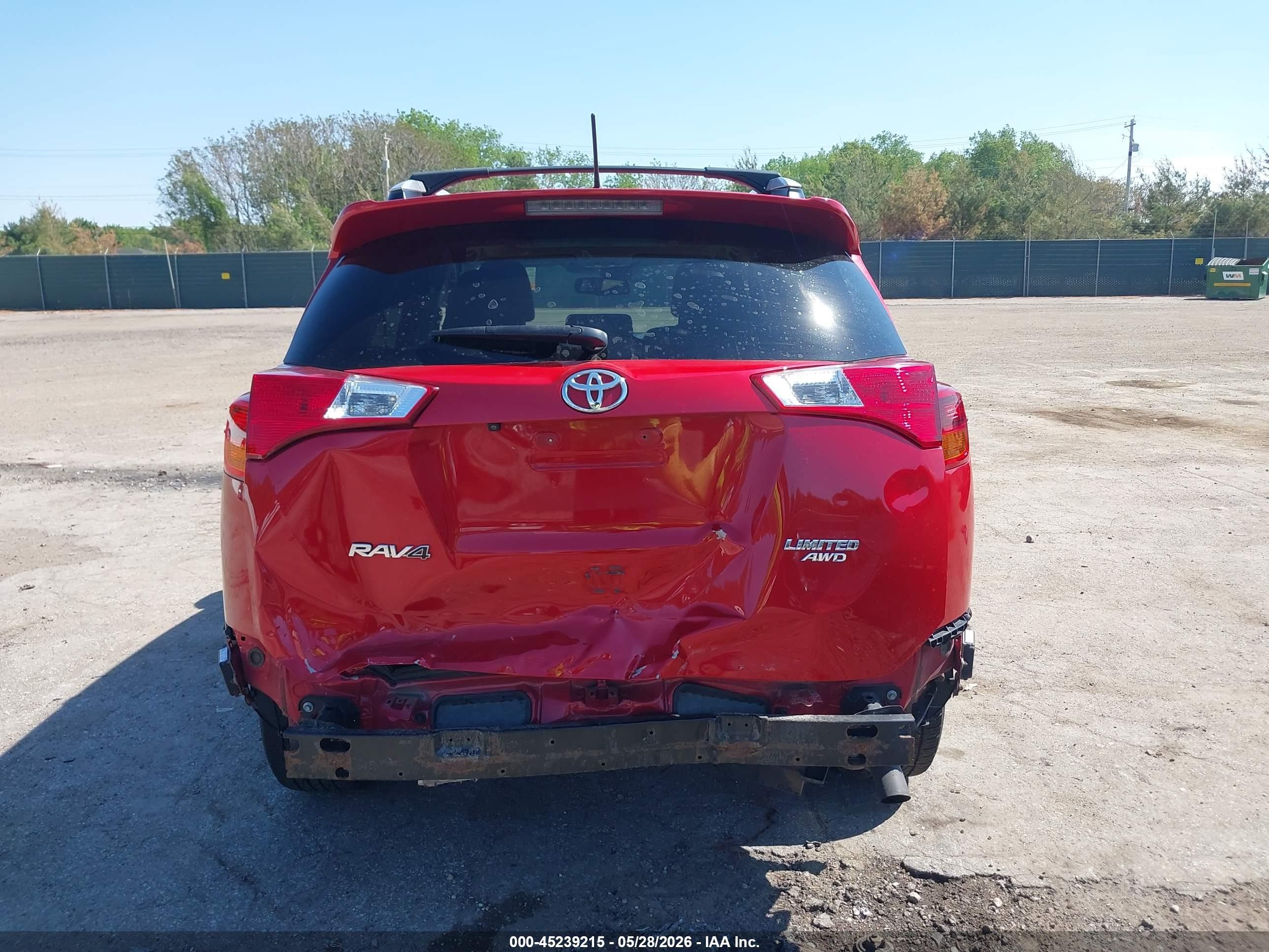 2015 Toyota Rav4 Limited Red vin: 2T3DFREV9FW232223