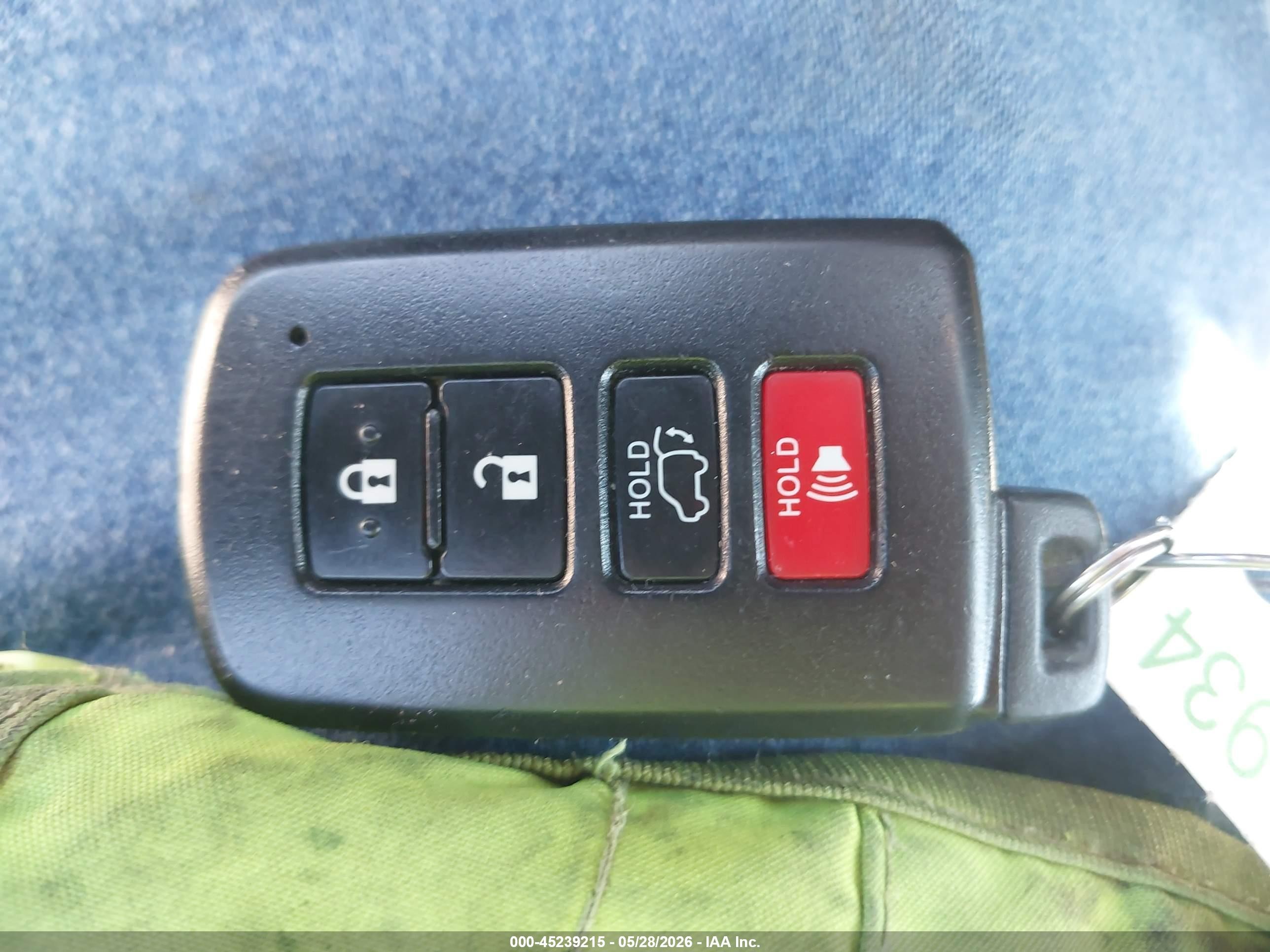 2015 Toyota Rav4 Limited Red vin: 2T3DFREV9FW232223