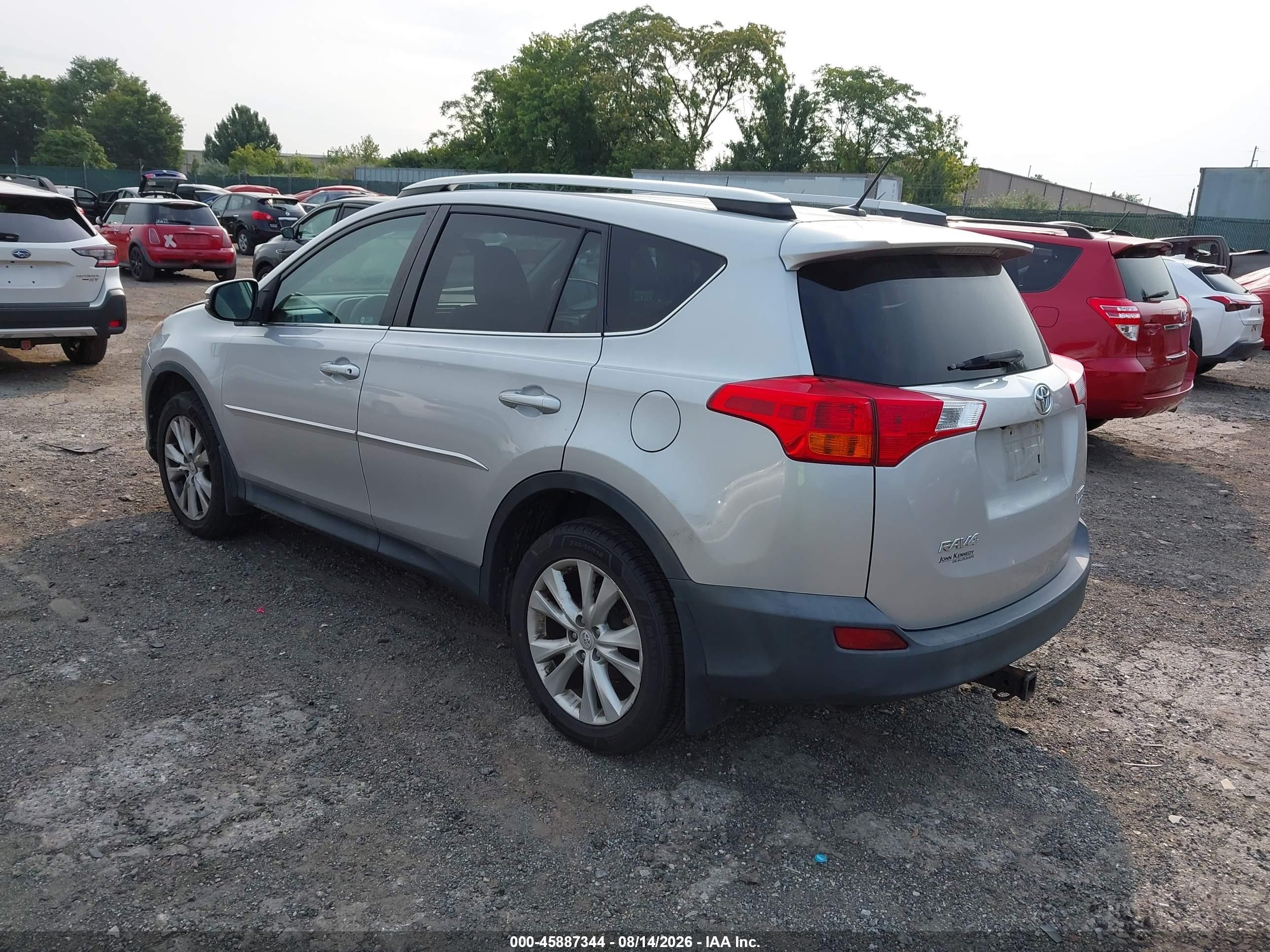 2015 Toyota Rav4 Limited Серебряный vin: 2T3DFREV9FW266548