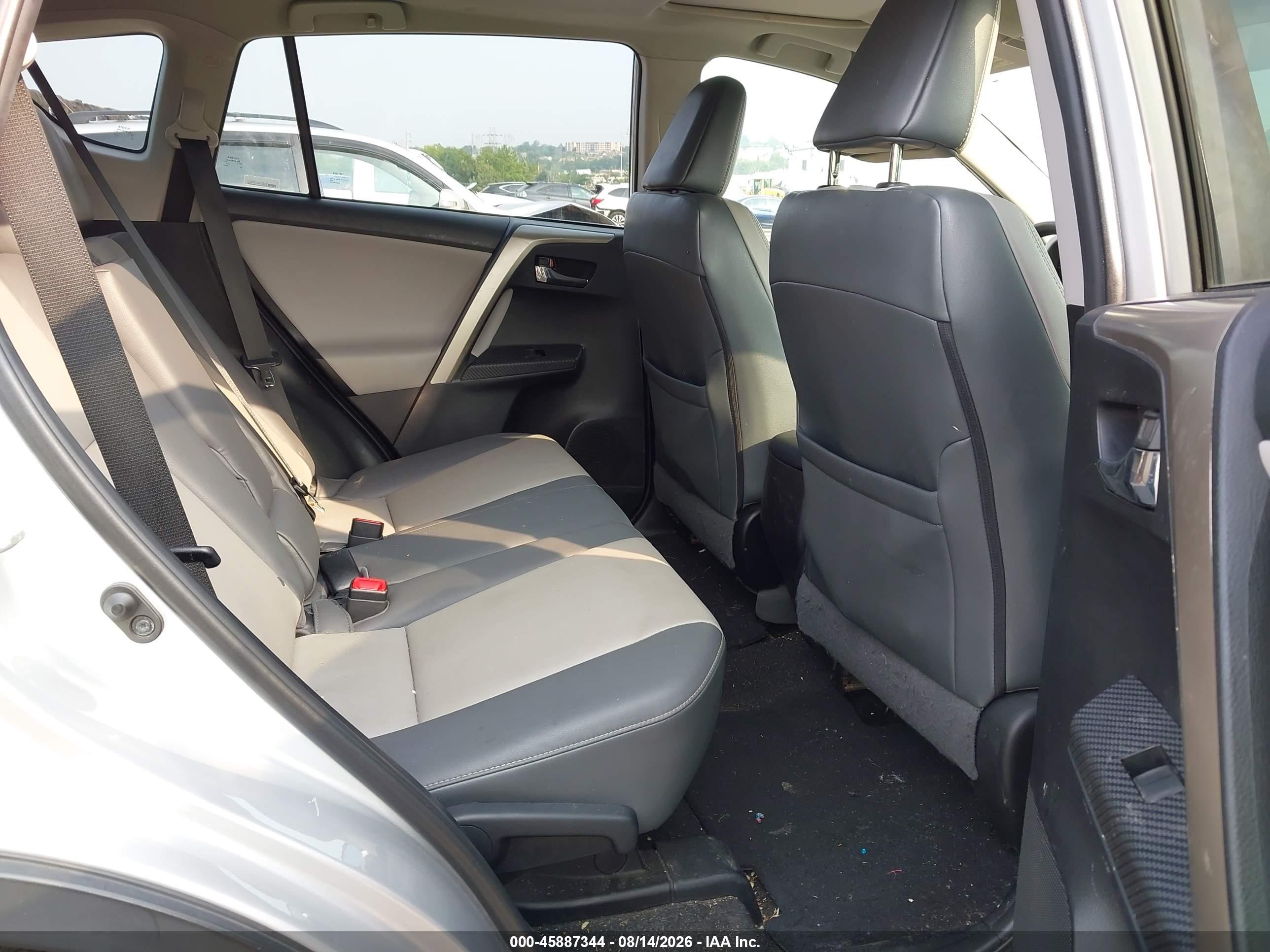 2015 Toyota Rav4 Limited Серебряный vin: 2T3DFREV9FW266548