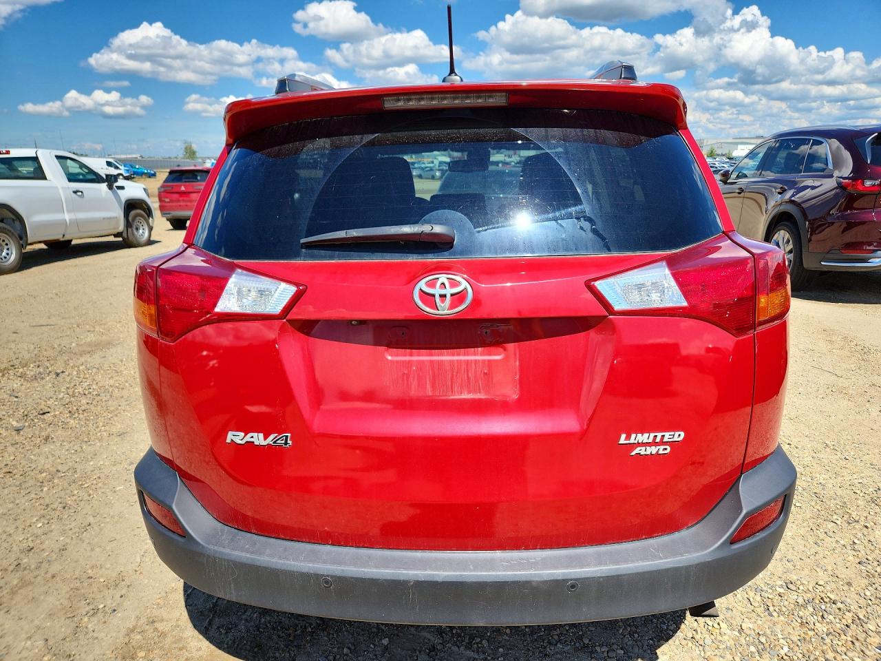2015 Toyota Rav4 Limited Red vin: 2T3DFREV9FW281423