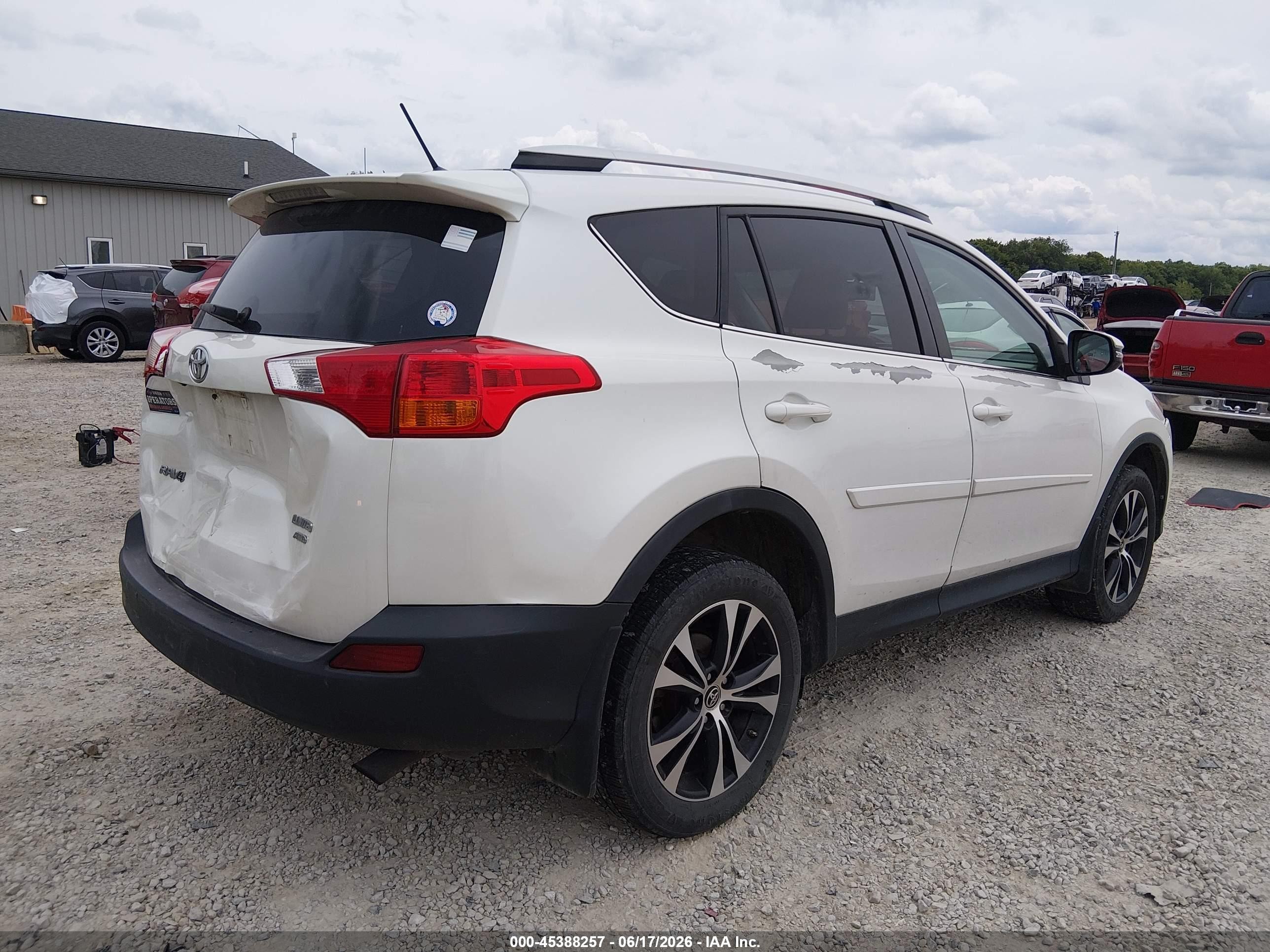 2015 Toyota Rav4 Limited White vin: 2T3DFREV9FW304991