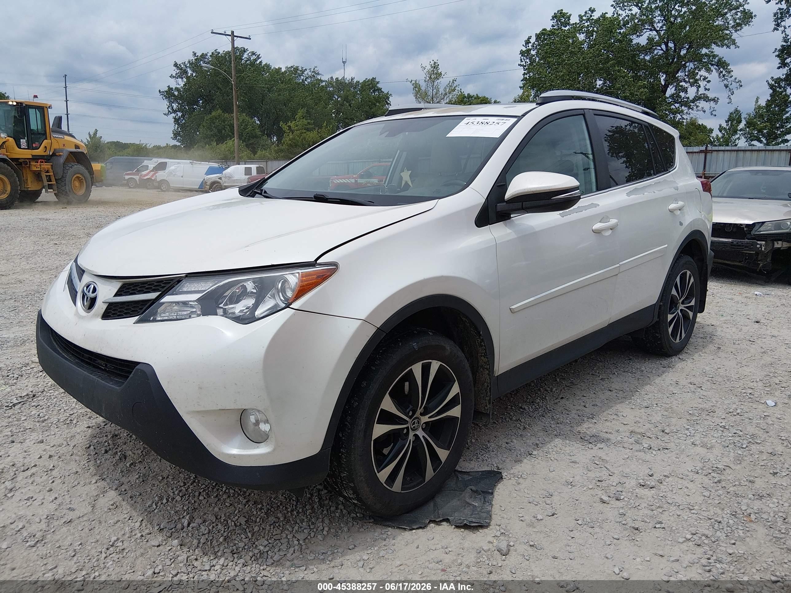 2015 Toyota Rav4 Limited White vin: 2T3DFREV9FW304991
