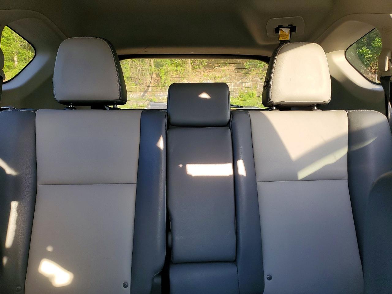 2013 Toyota Rav4 Limited Silver vin: 2T3DFREVXDW105882