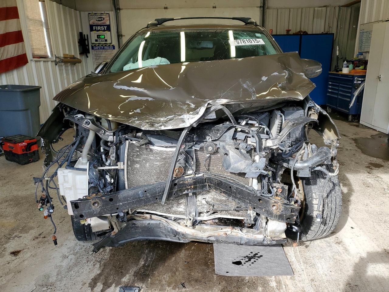 2014 Toyota Rav 4 Коричневый vin: 2T3DFREVXEW133893