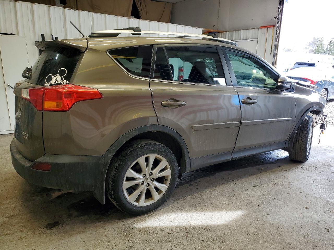 2014 Toyota Rav 4 Коричневый vin: 2T3DFREVXEW133893