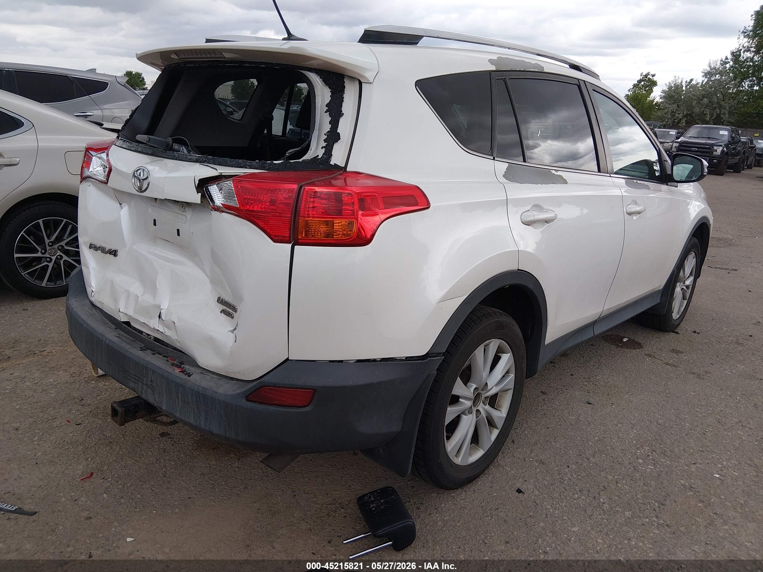 2014 Toyota Rav4 Limited White vin: 2T3DFREVXEW144215