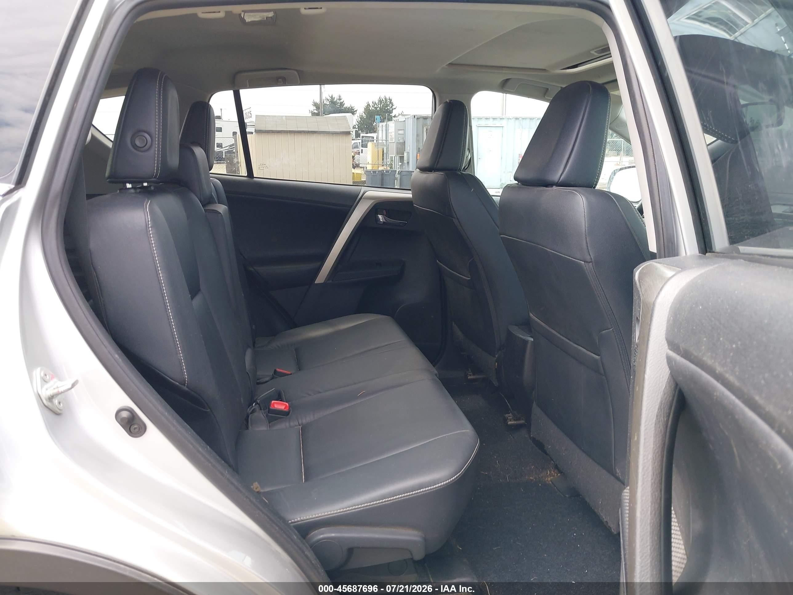 2014 Toyota Rav4 Limited Silver vin: 2T3DFREVXEW200685